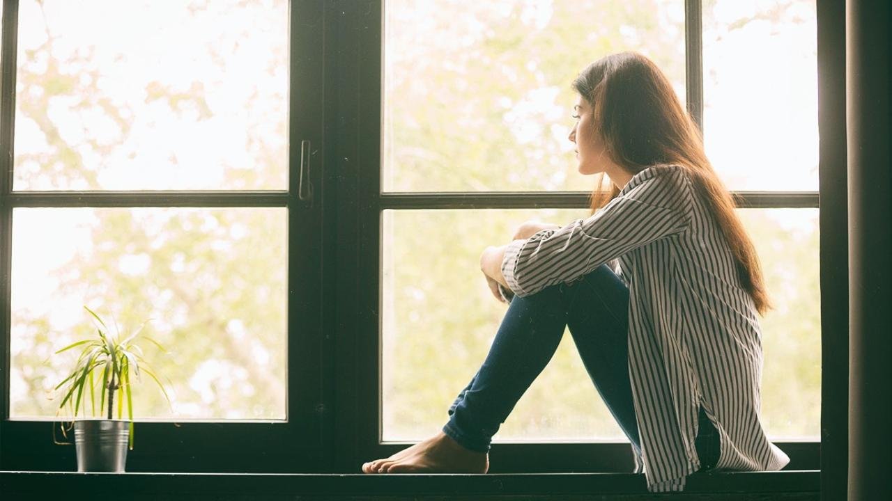 The Connection Between Childhood Trauma and People-Pleasing