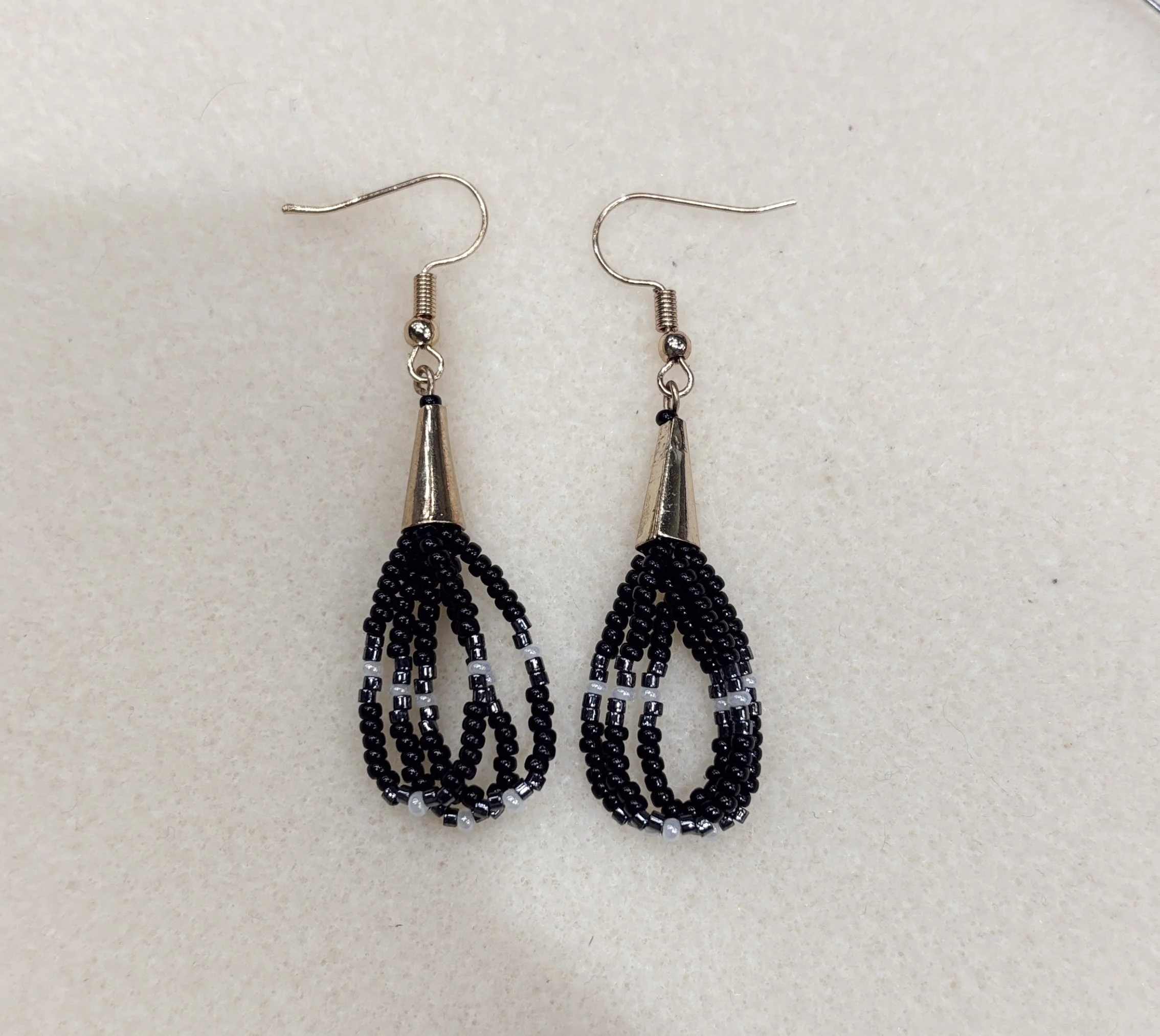 Dangle Earrings "Onyx Night"