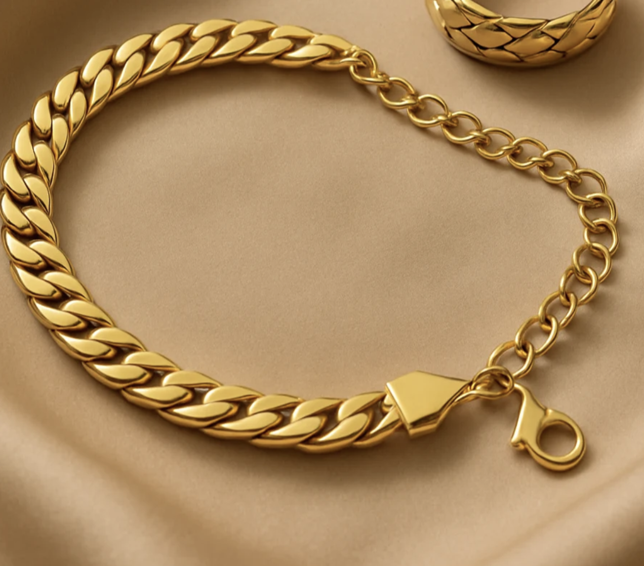 Gold Chain Cuban Style Bracelet