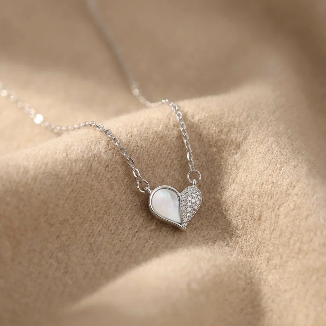 Symmetric Heart Pendant Necklace