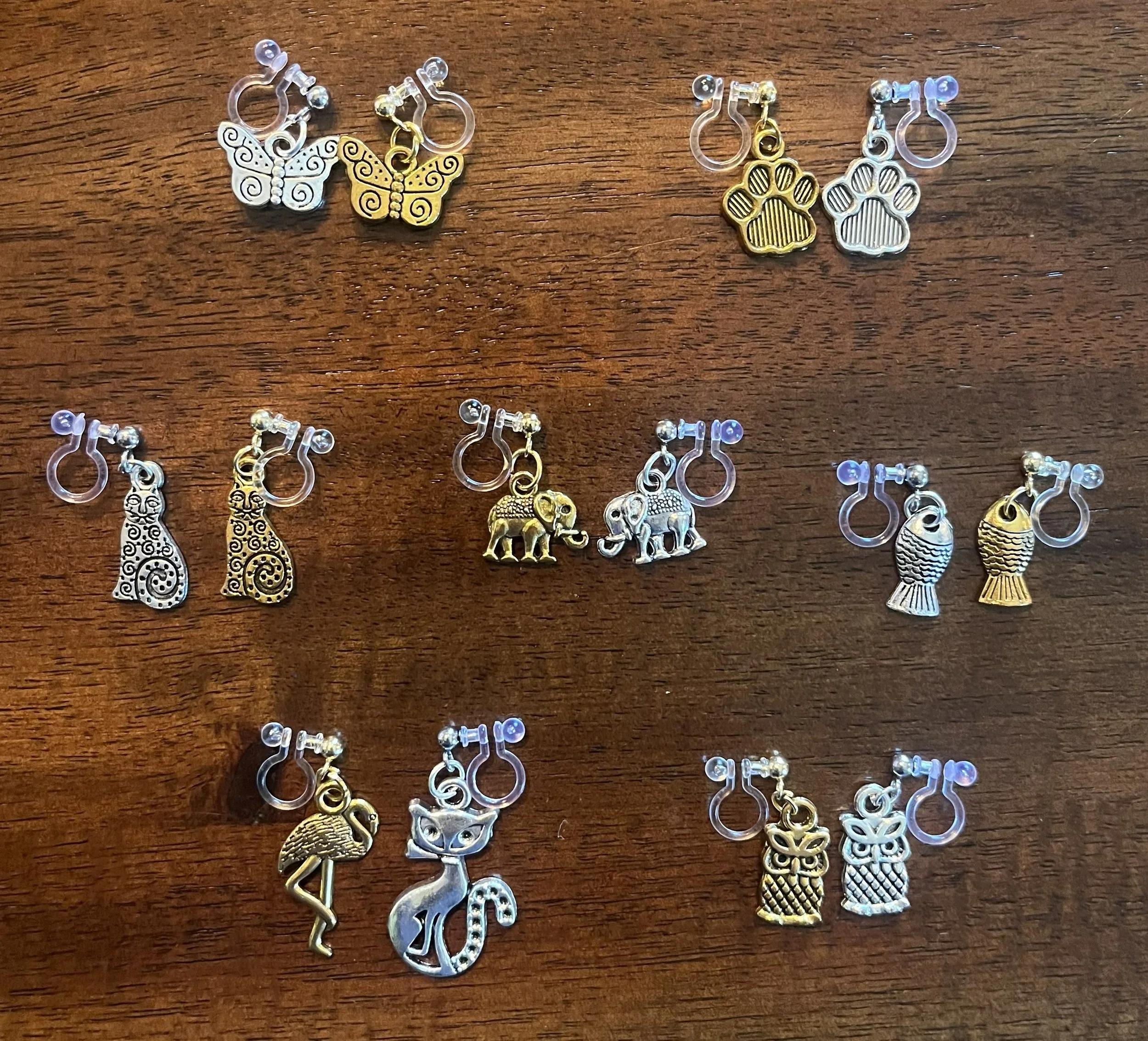 SILVER AND GOLD PAIRS