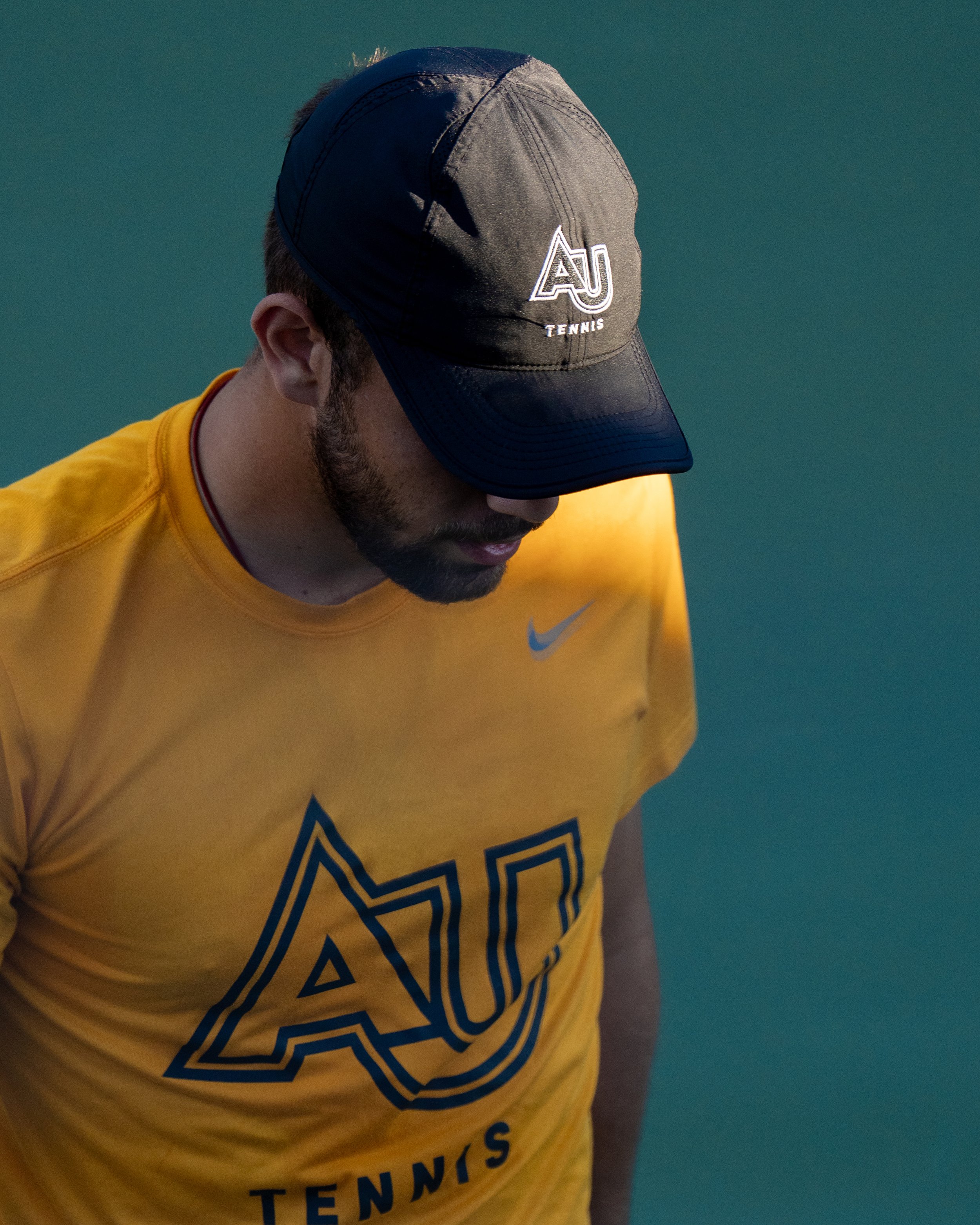AUT_091623418.jpg