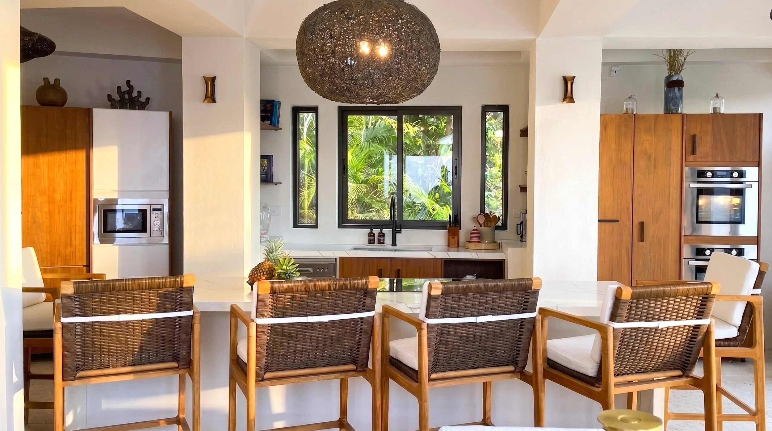 Kitchen 2.jpg