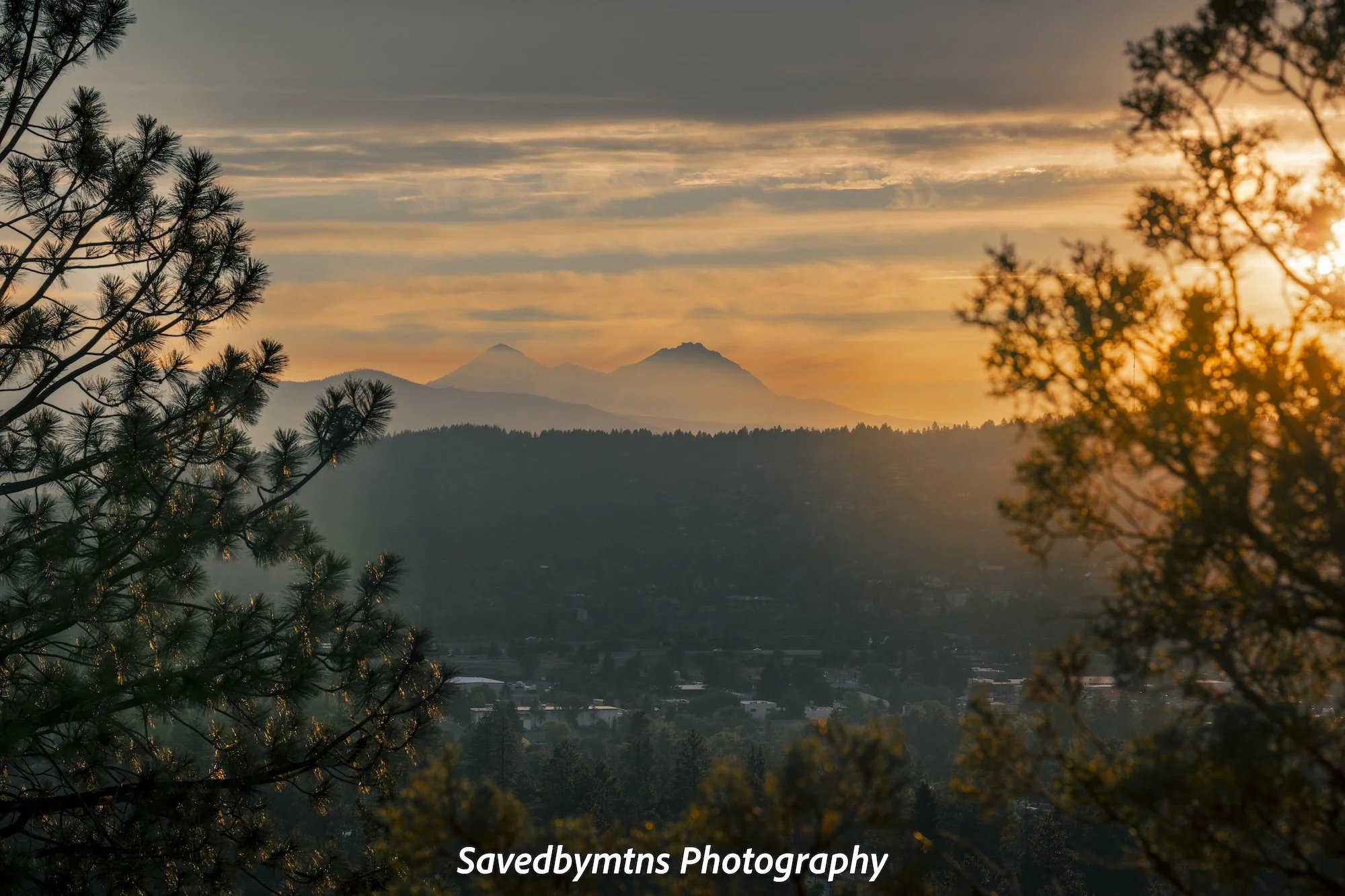 CASCADE SUNSET, OREGON