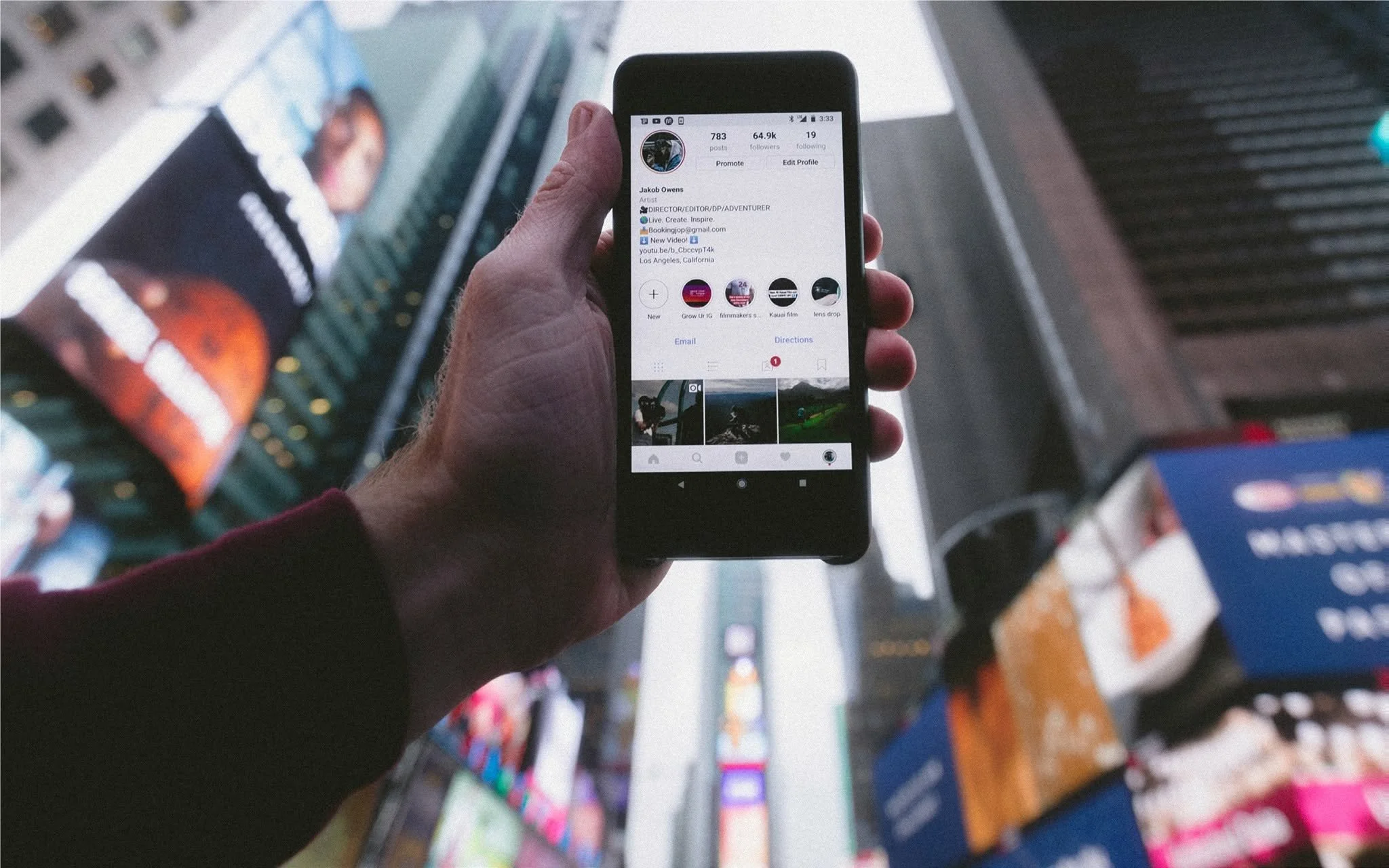 Democratic Urban Development in the Digital Age