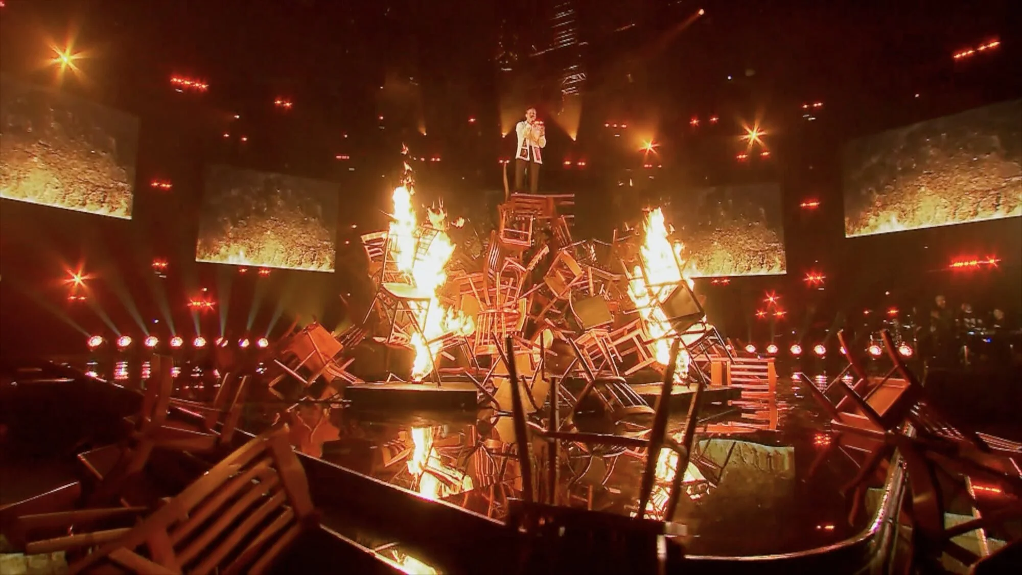 burning-chairs-stage-performance.jpg