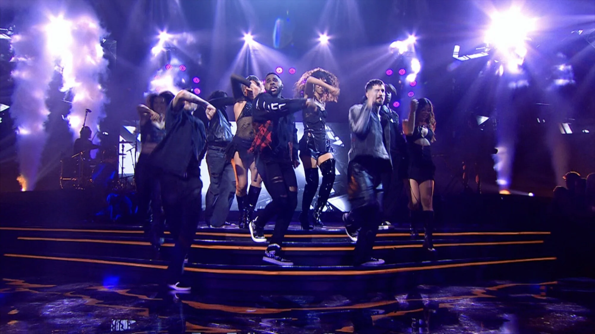 jason-derulo-live-stage.jpg