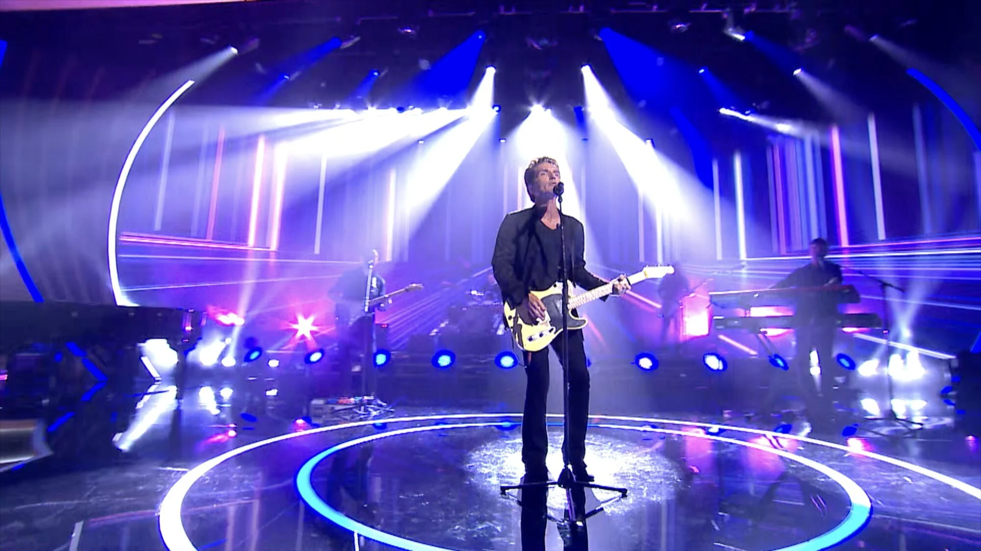 live-band-blue-stage-wide.jpg