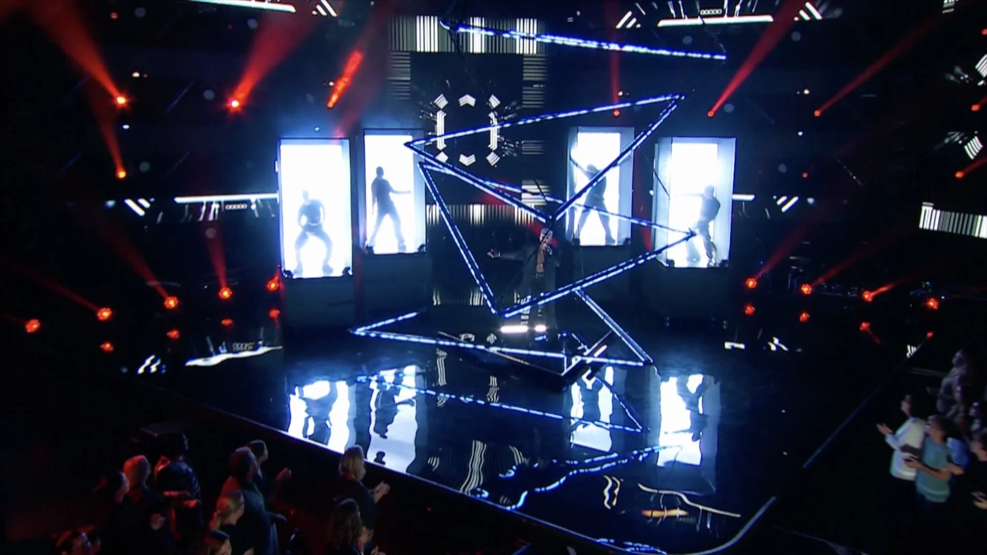 the-voice-australia-neon-zigzag-red-stage.jpg