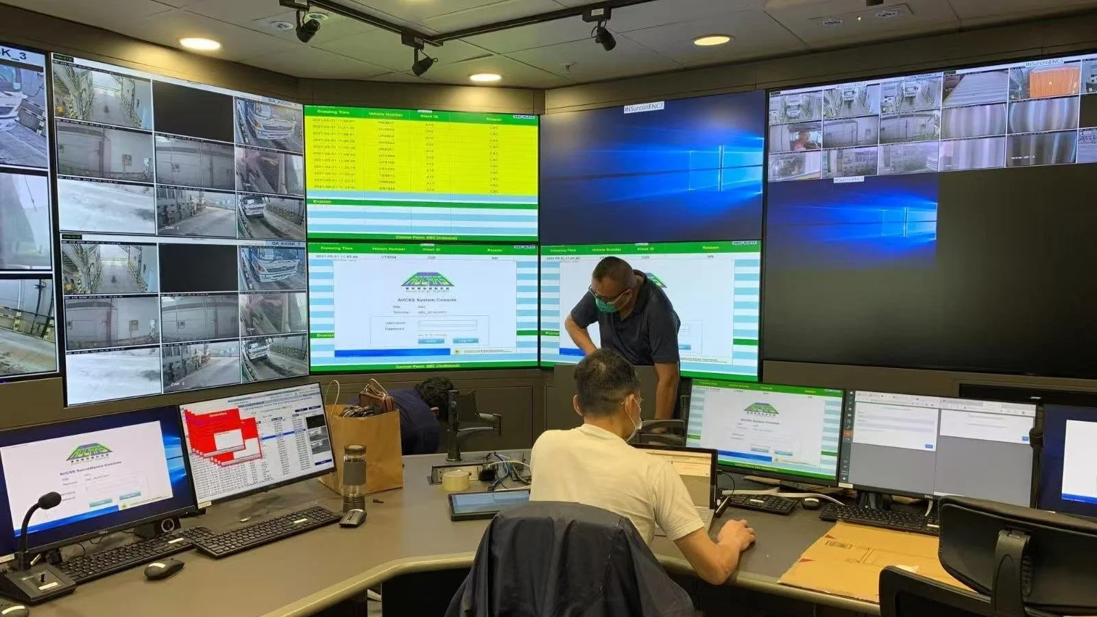 SZB+Controm+Room+at+Shenzhen+Border+Crossing+SZB+%283%29.jpg