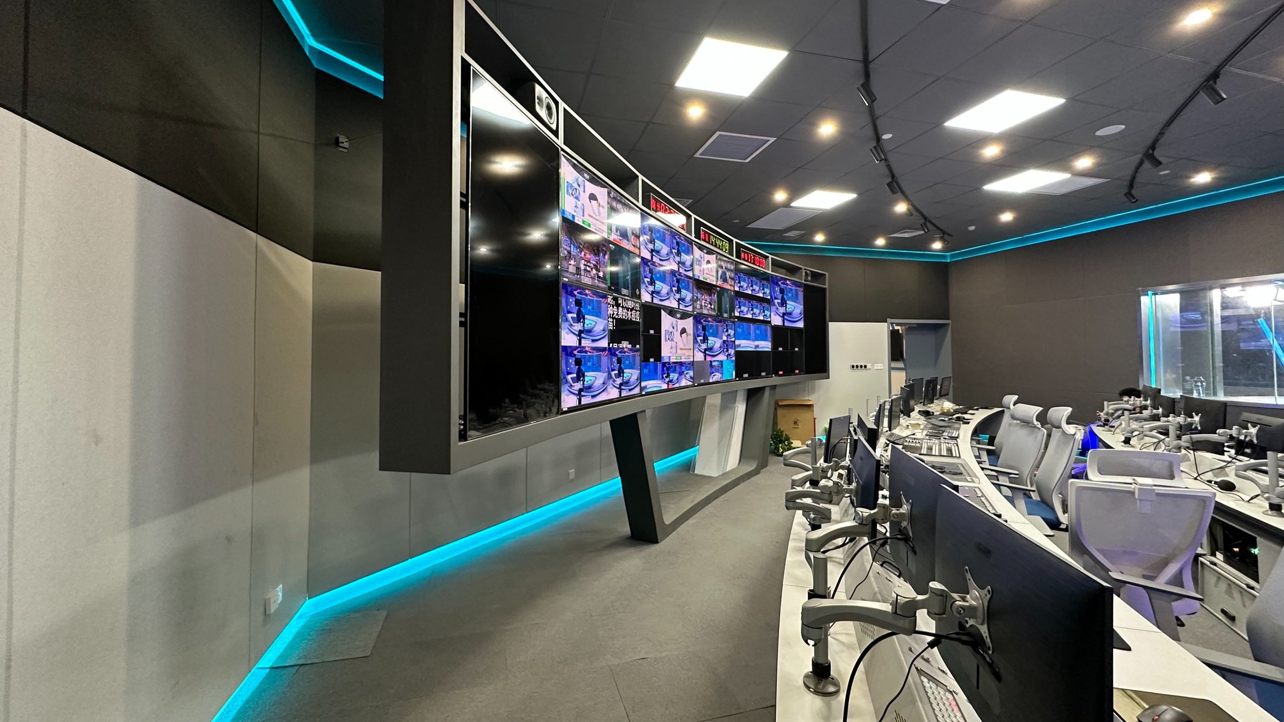 YZTV+PRODUCTION+CONTROL+ROOM+CHINA%281%29.jpg