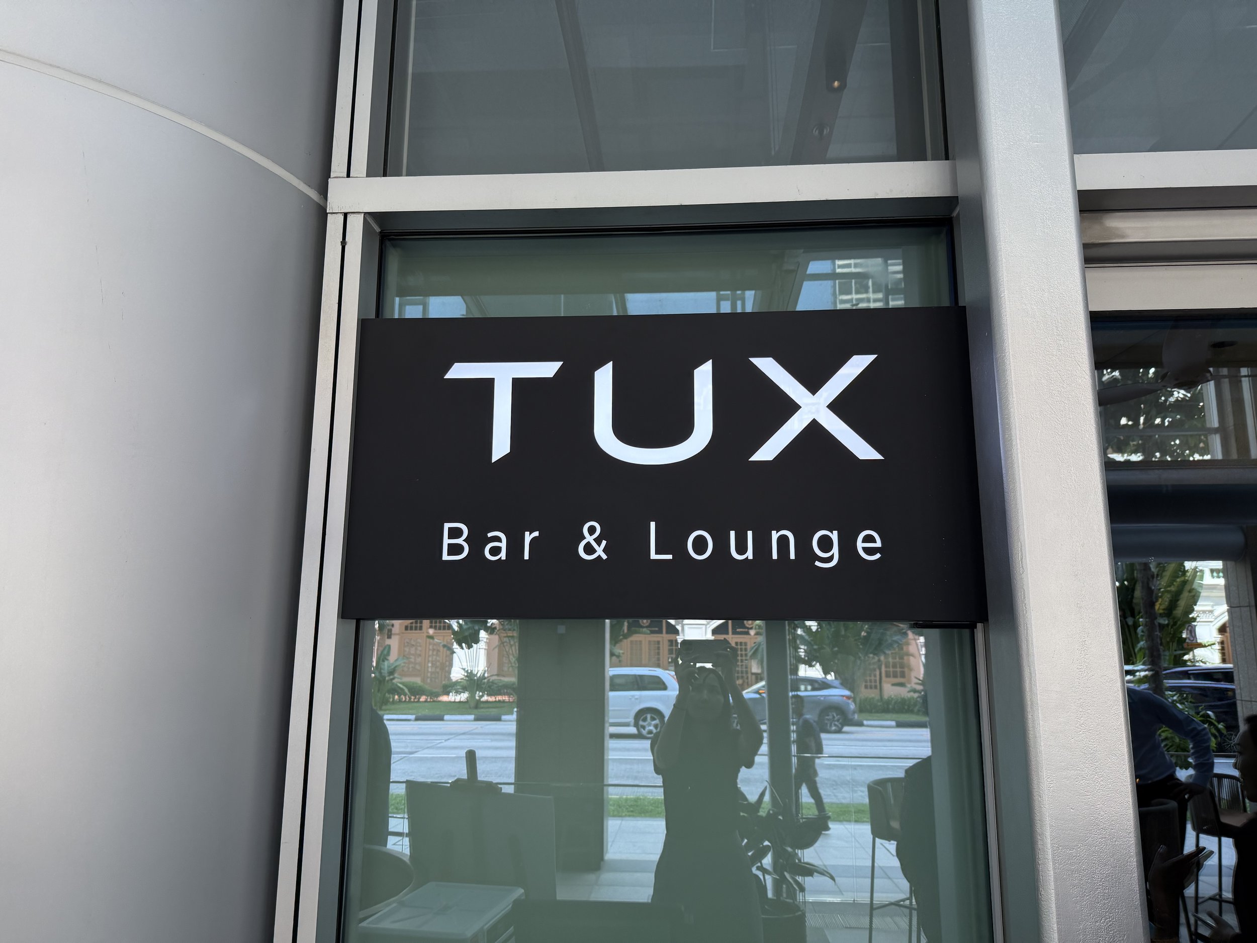 Carlton hotel Tax lounge ECLER Speaker outdoor.jpg