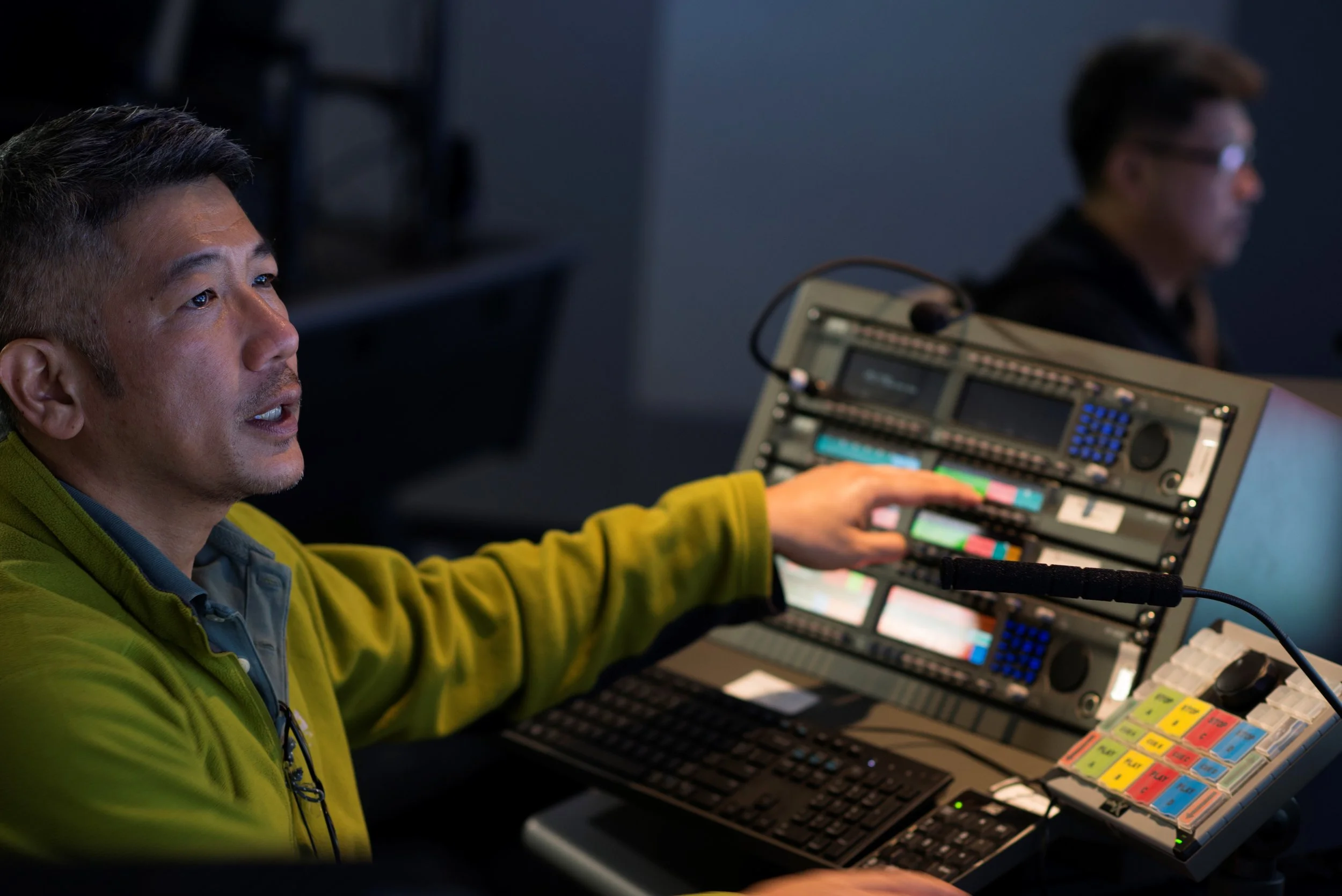 CNBC SINGAPORE LIVE OPERATIONS