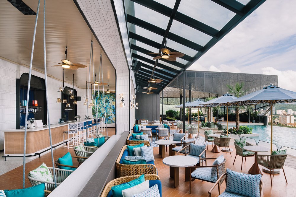 Iconic Marjorie Hotel AV System senses-bar-1.jpg