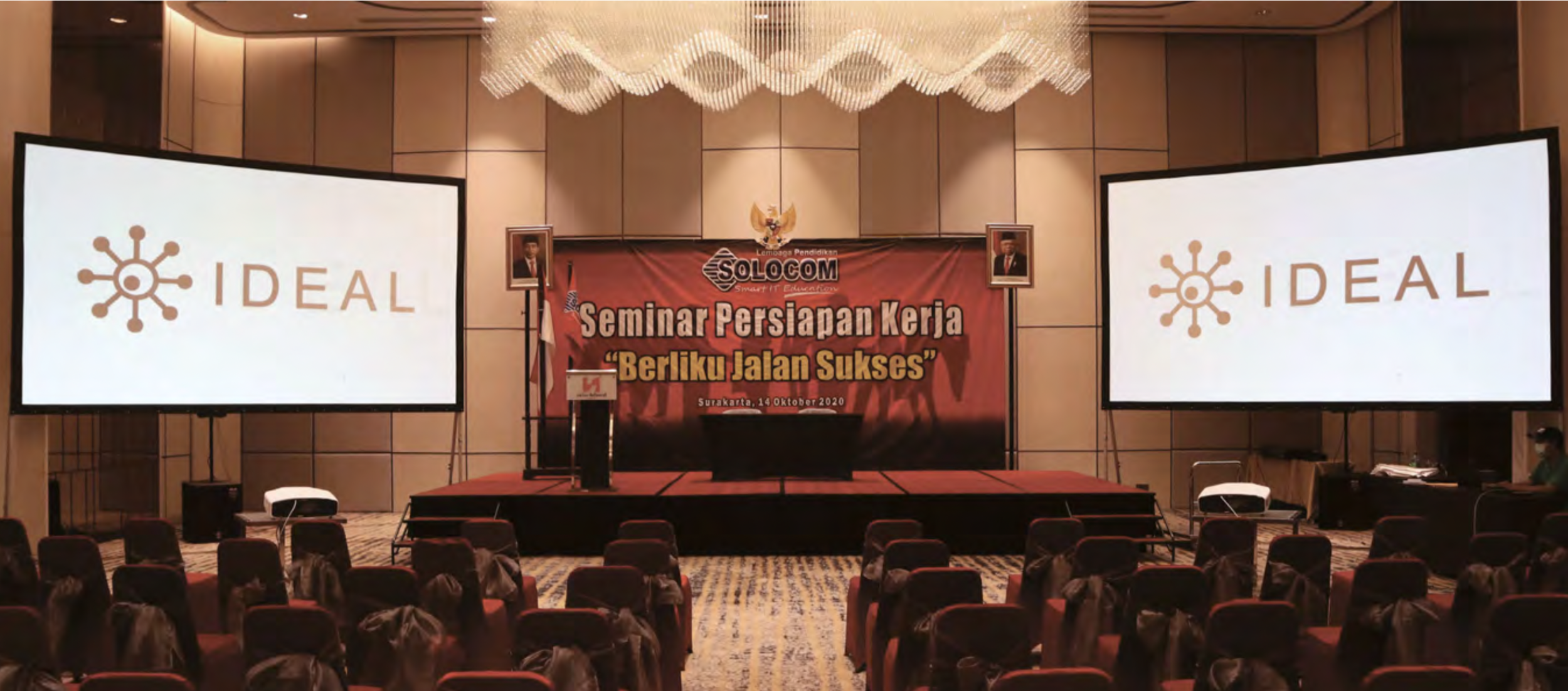 All meeting rooms are equipped with portable video screens