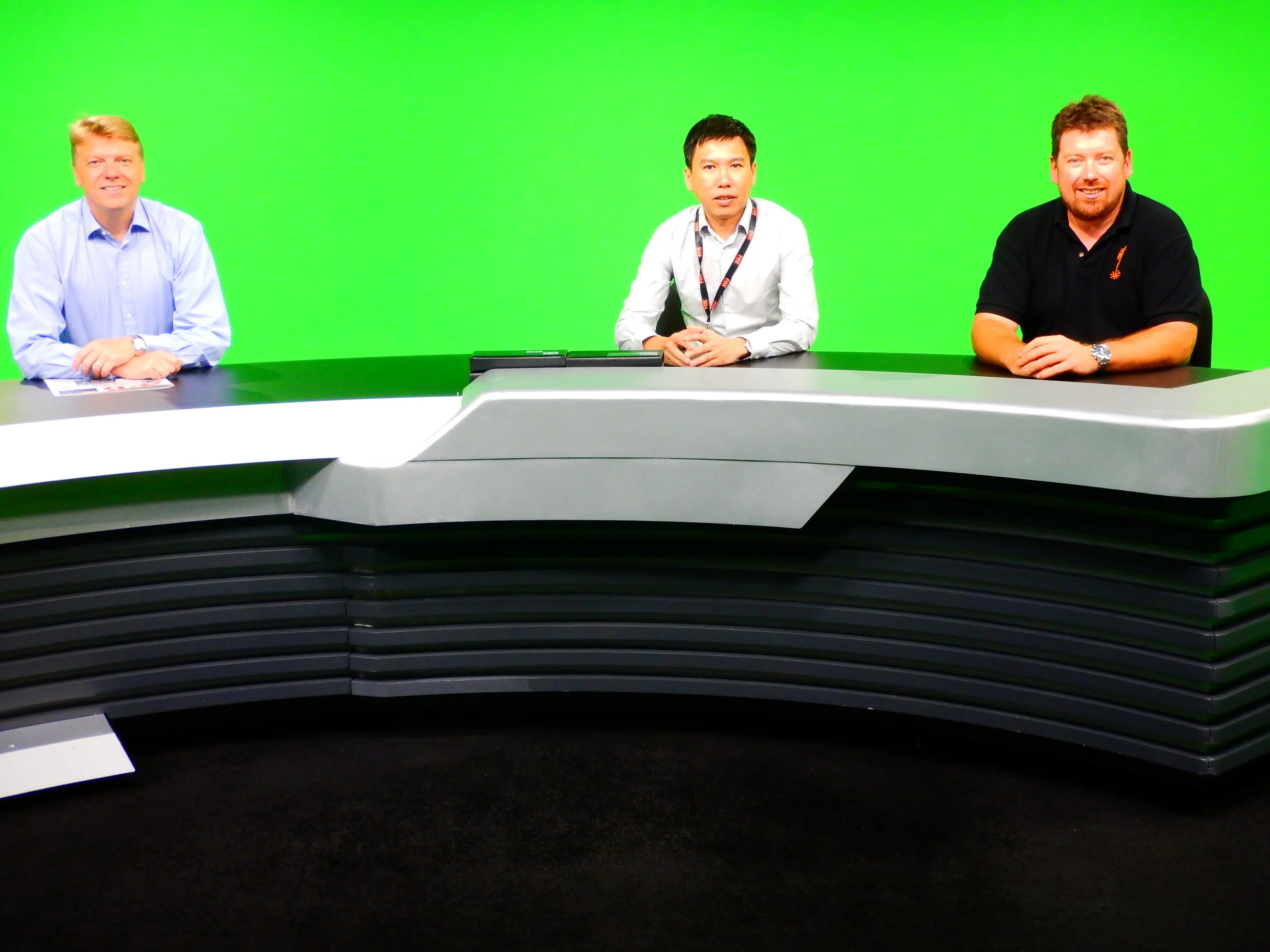 VIRTUAL CHROMAKEY GREEN SCREEN STUDIOS