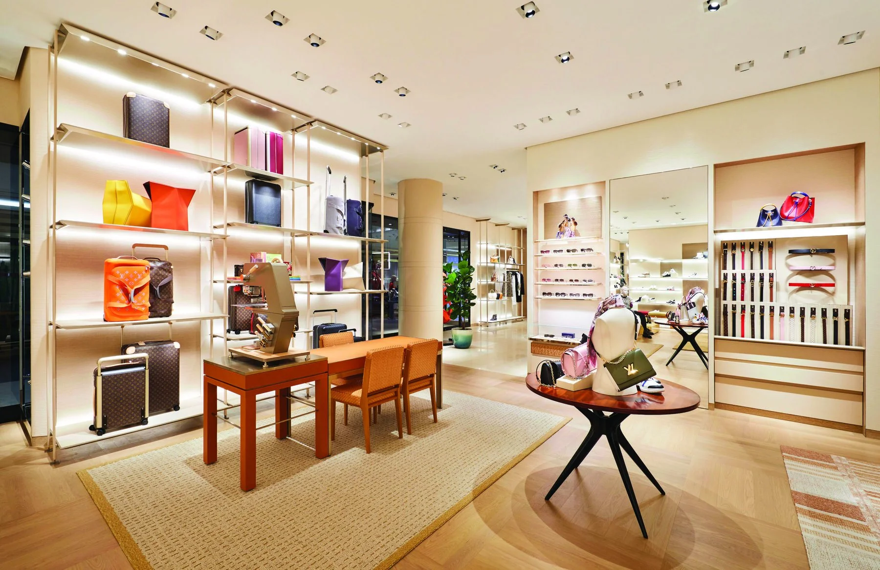 Sonance is specified in many luxury retail boutiques around the world including Louis Vuitton, Tiffany, Barney's of New York, Tom Ford, Prada, Gucci, Dior, Miu Miu, Valentino's, and Fendi.