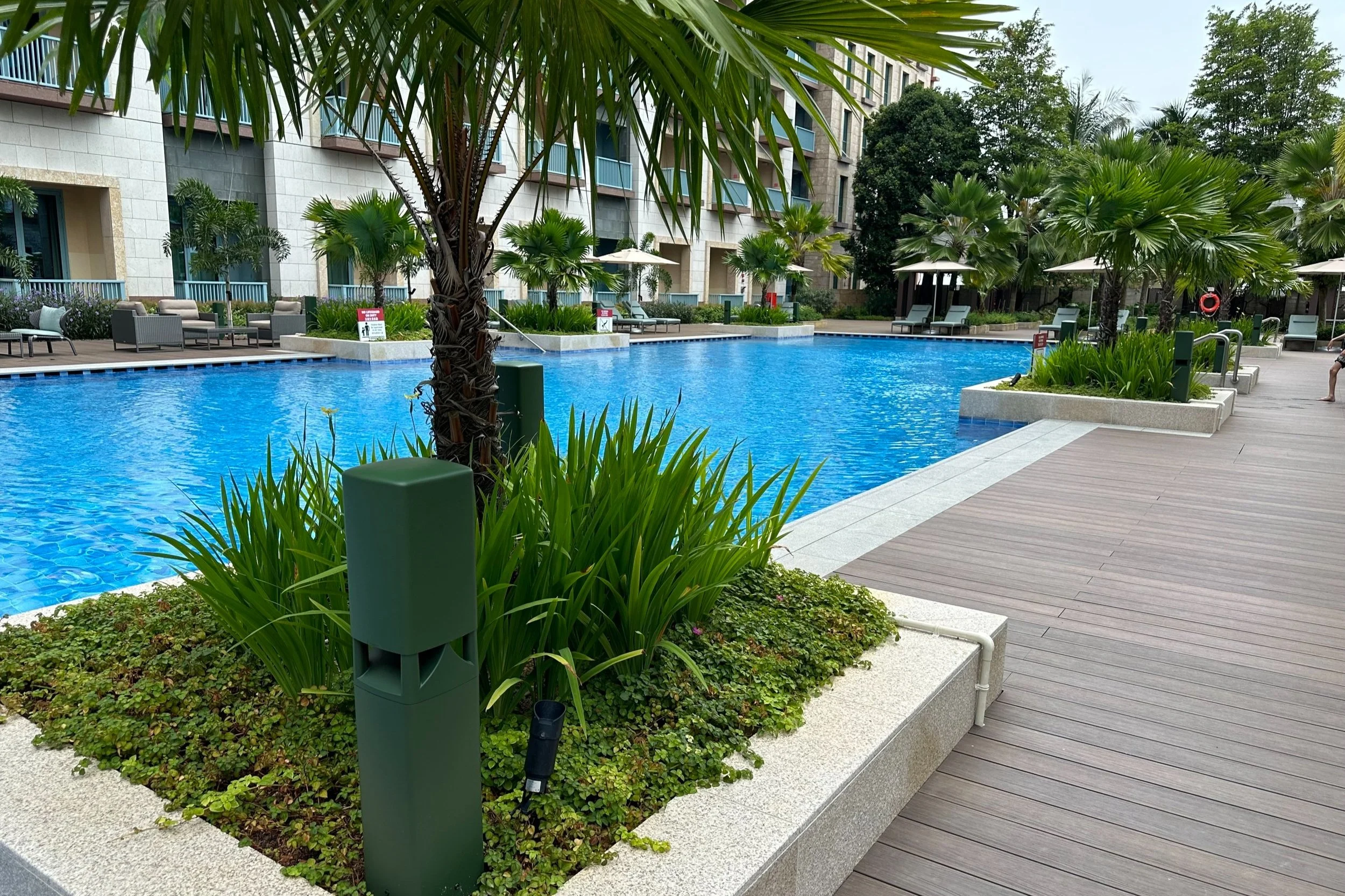 3.+Swimming+Pool+Ora+Hotel+Background+Music+System+-+.jpg