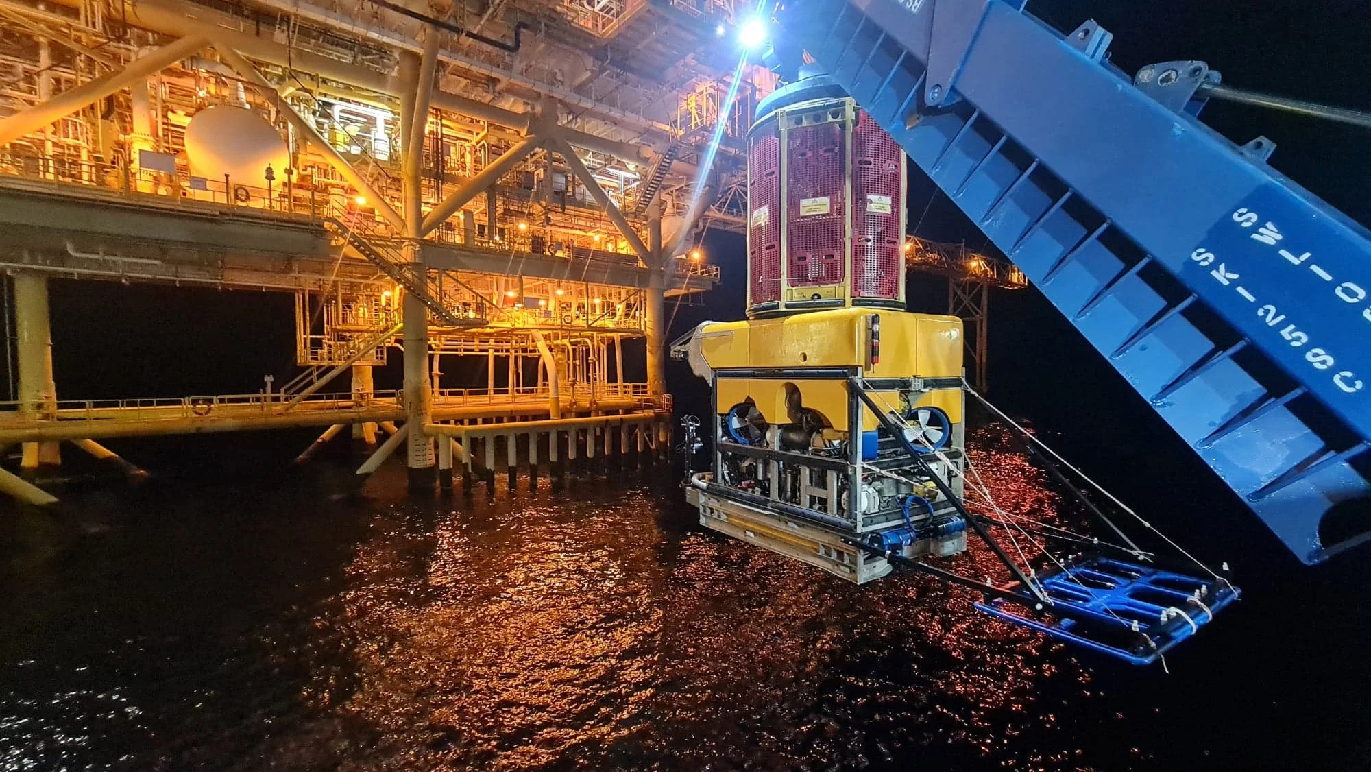 Go explorer vessel video distribution 2.jpg