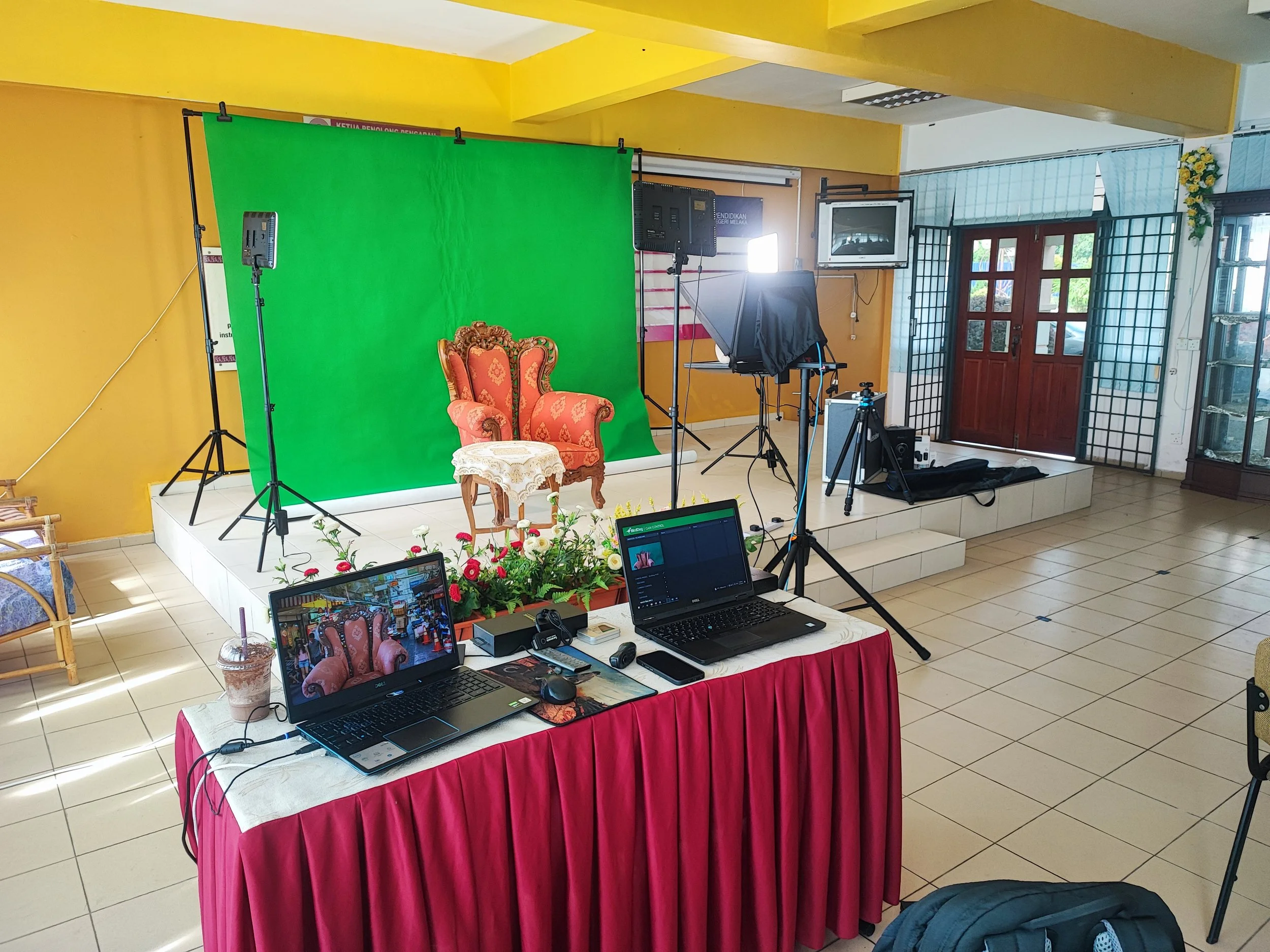 MOE Malaysia Studio Equipment 1697795272001.jpg