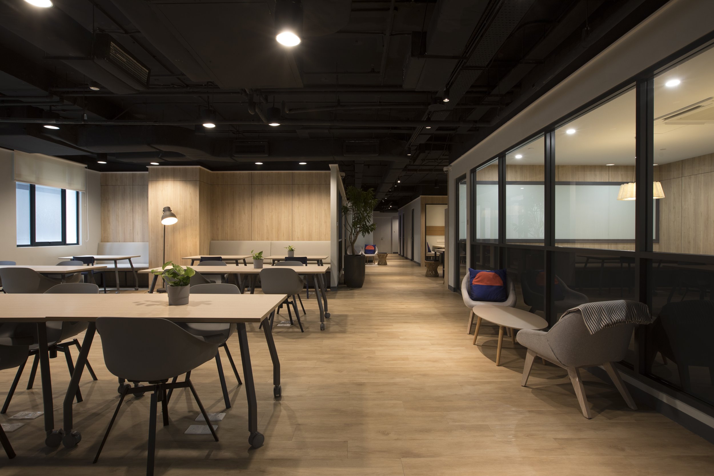 Komune co-working space sonance speakers 3.jpg
