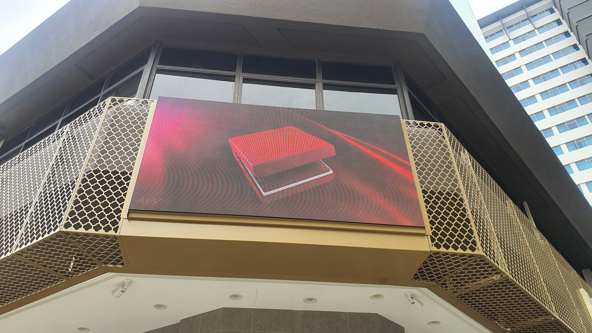 Mustafa Jewellery LED screen.jpg