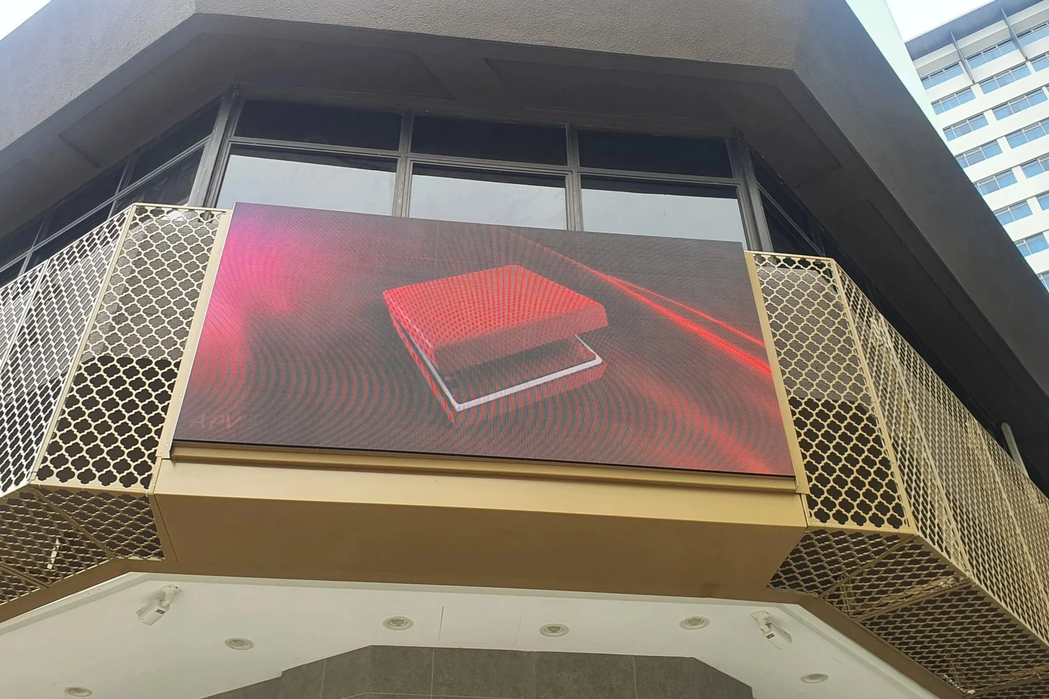 Mustafa+Jewellery+LED+screen.jpg