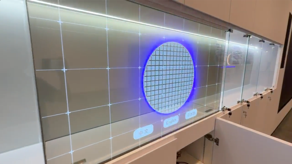 UMC+55+inch+OLED+transparent+touch+interactive+display+Singapore.png