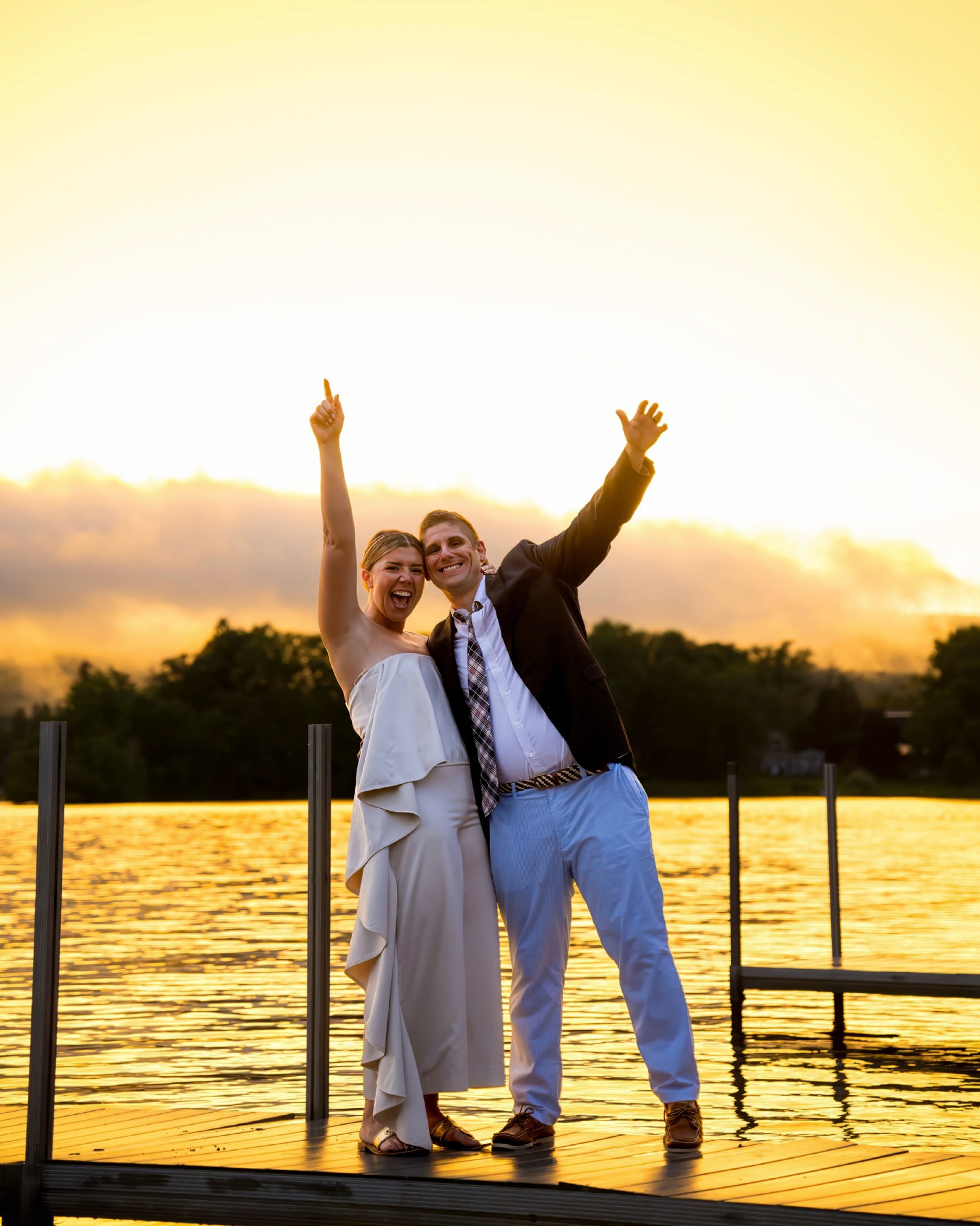Hard to believe it&rsquo;s already been THREE years! 🥹✨🤍 Happy Wedding Anniversary to @msimeoli &amp; Jeff! 🎉

You both are the epitome of love. Photographing your special day was such an honor, and being there to document your love story is somet