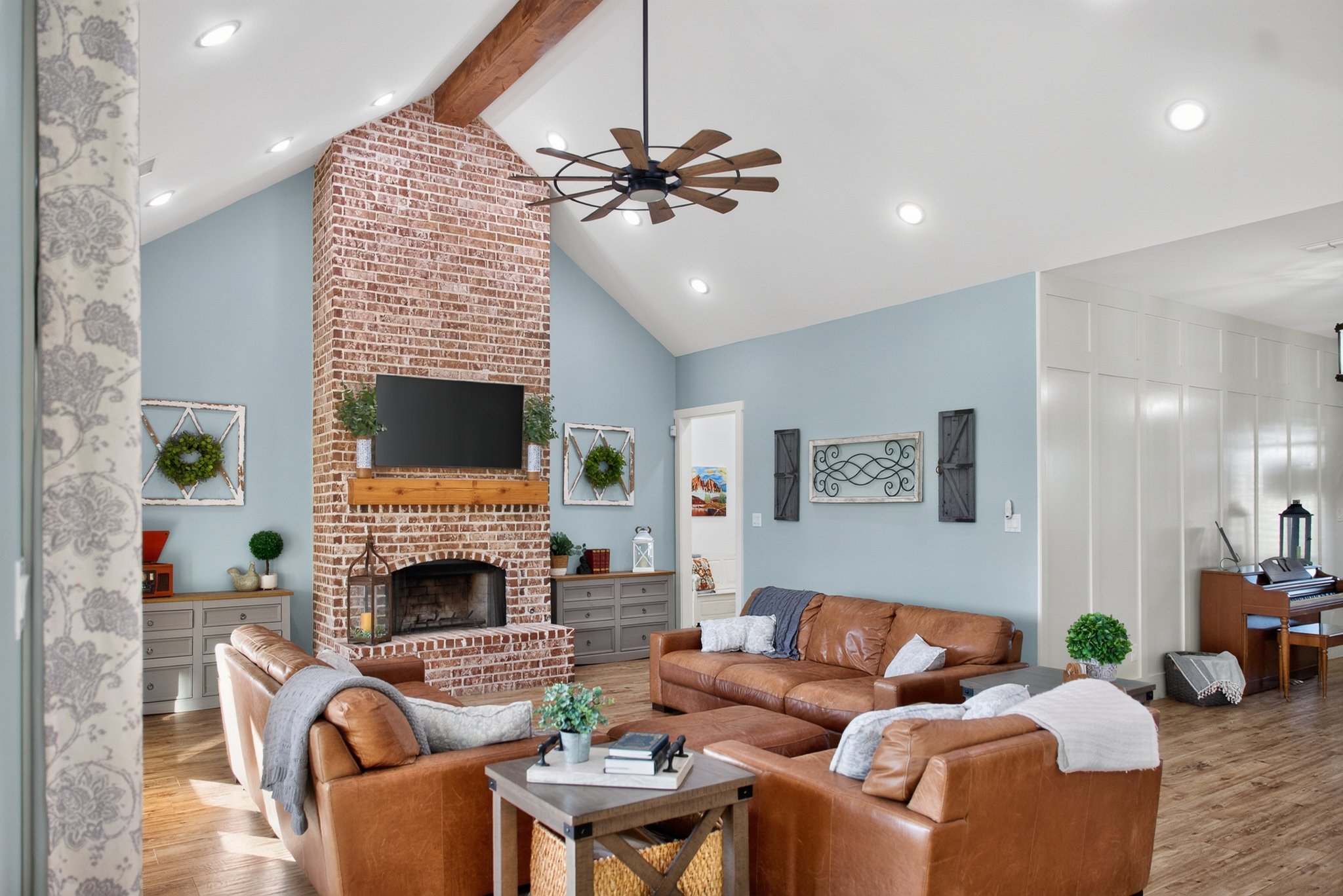 Large Family Room
