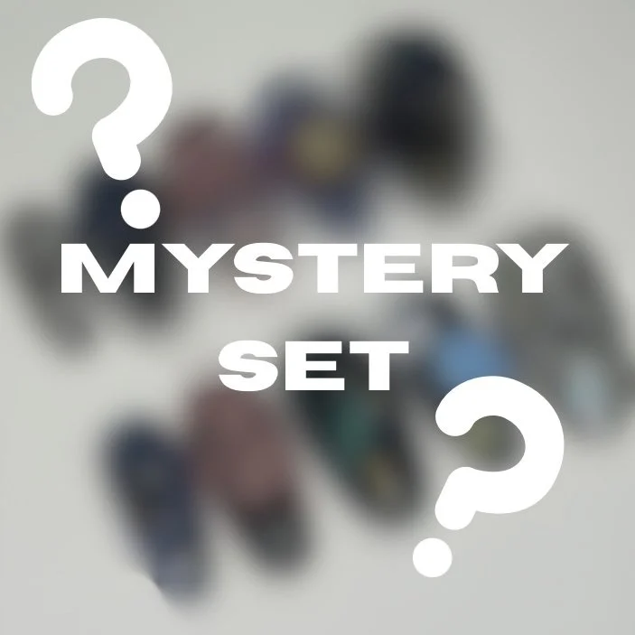 mystery press-on set