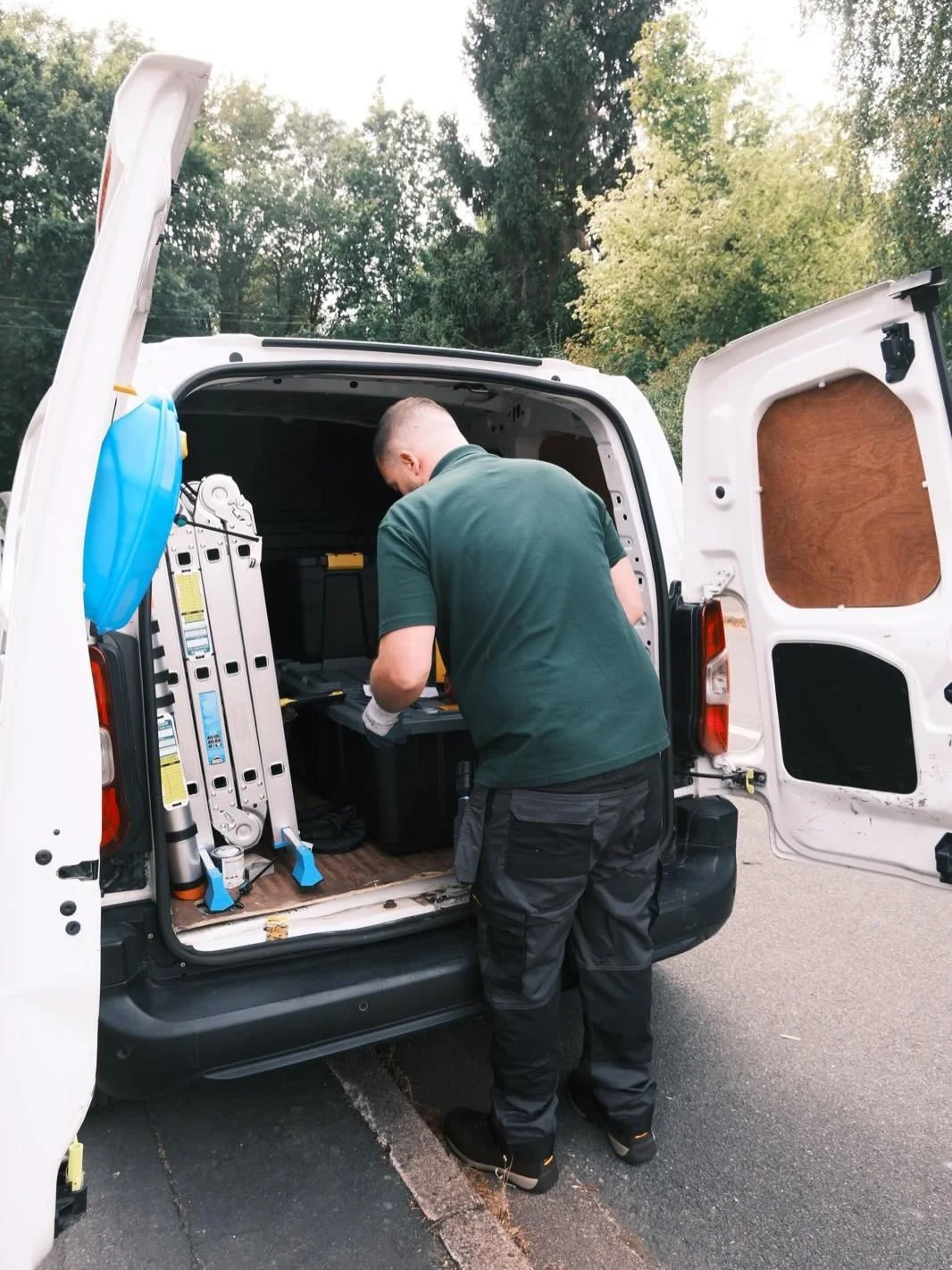 📸 Another busy week on the road for Pest Smart Solutions &amp; Consultancy! 🐭🐝
From surveys and inspections to customer visits and consultancy work, no two days are ever the same. These photos are just a small snapshot of what we&rsquo;ve been up 