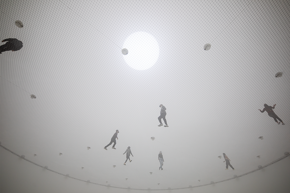 Free the Air - Studio Tomas Saraceno - Temporary installation - The Shed, New York - 2022