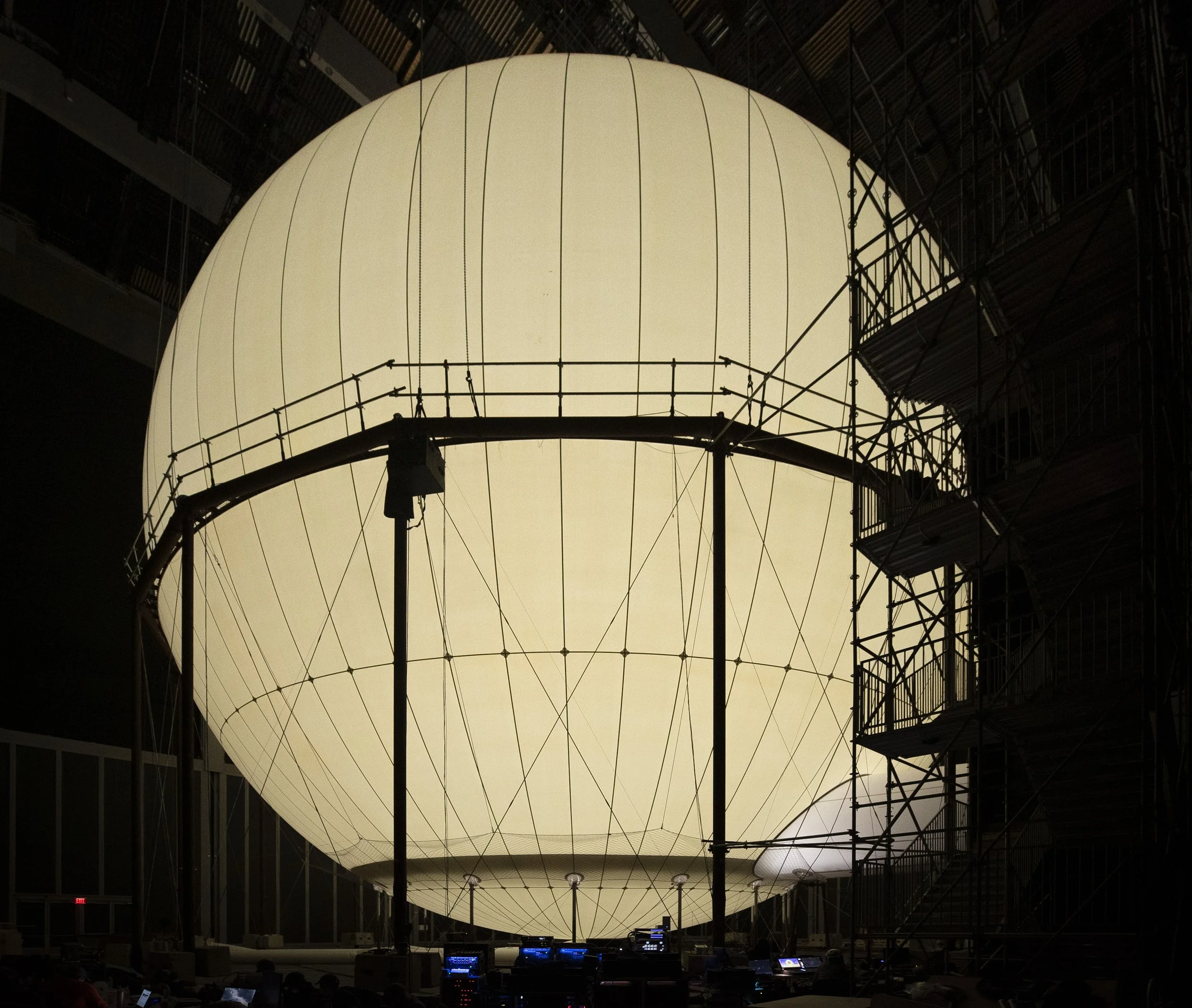 Free the Air - Studio Tomas Saraceno - Temporary installation - The Shed, New York - 2022