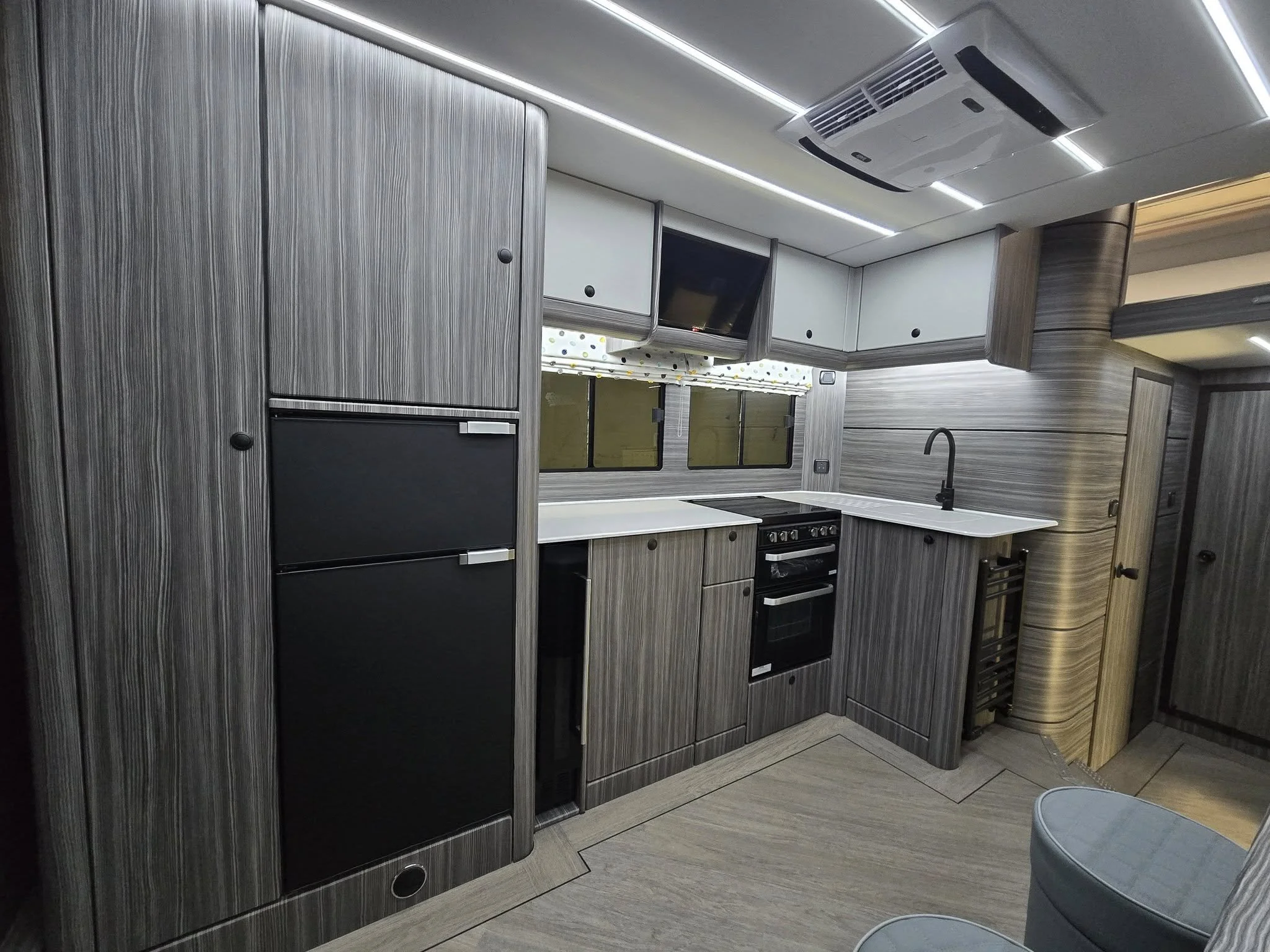 Km Horsebox Sentinel 4