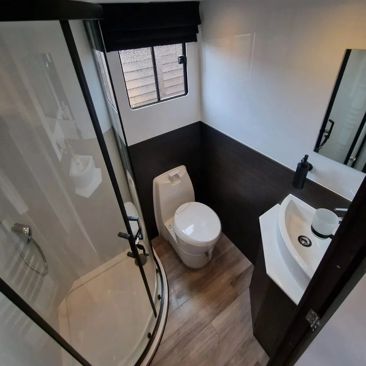 Horsebox Bathroom