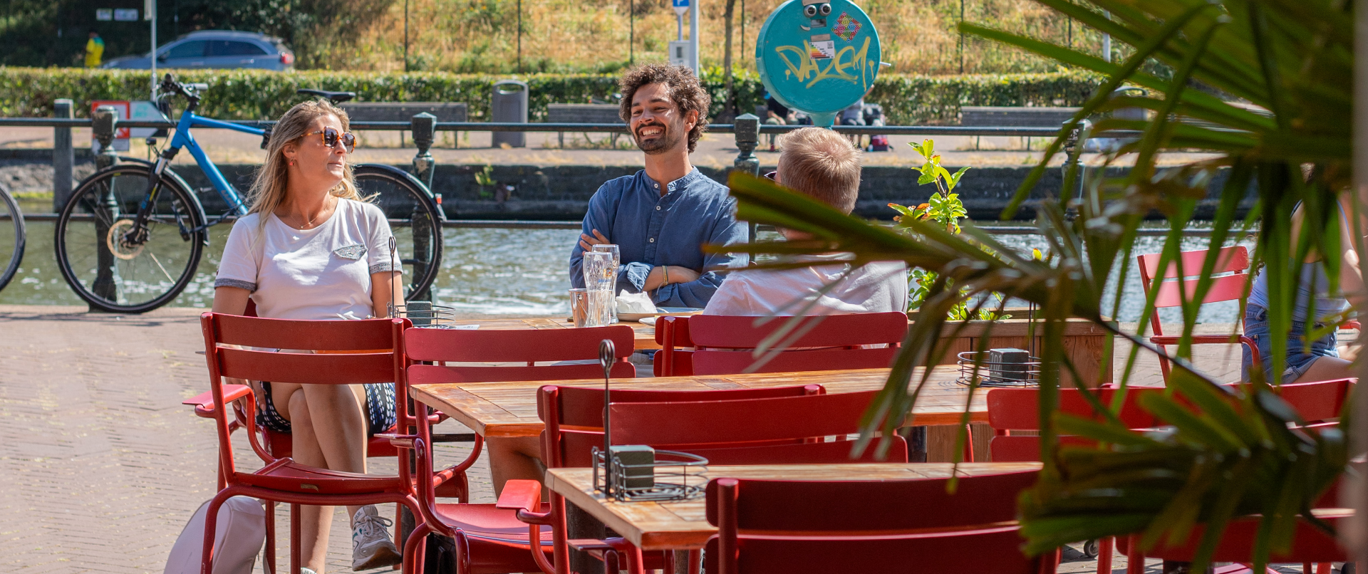 Zakelijke bespreking bij Ten Westen