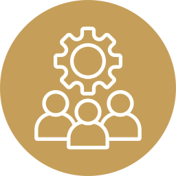 Icon of three people with a gear above them, representing teamwork or collaboration.