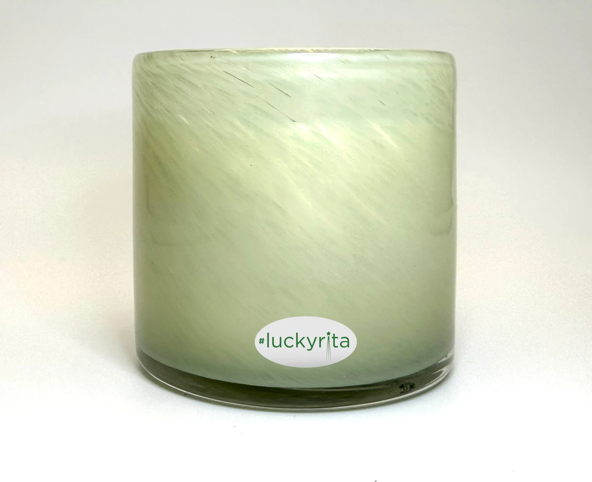gardenia candle 07 06 26 FLAT.JPG