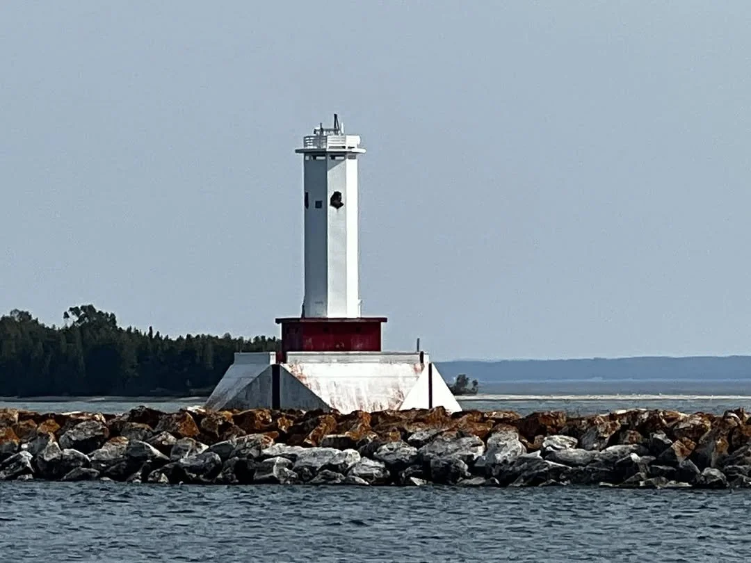 Mackinac Lighthouse.jpg