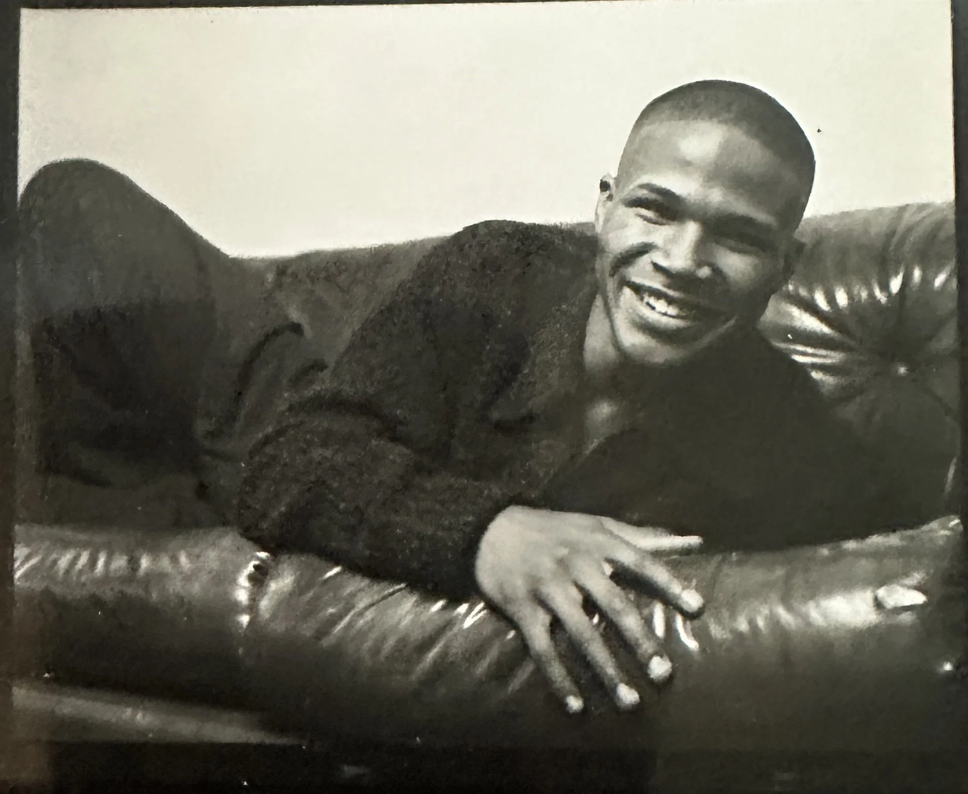 Editorial Figure Study •  Photograph by Chiung Kai • New York City • 2000