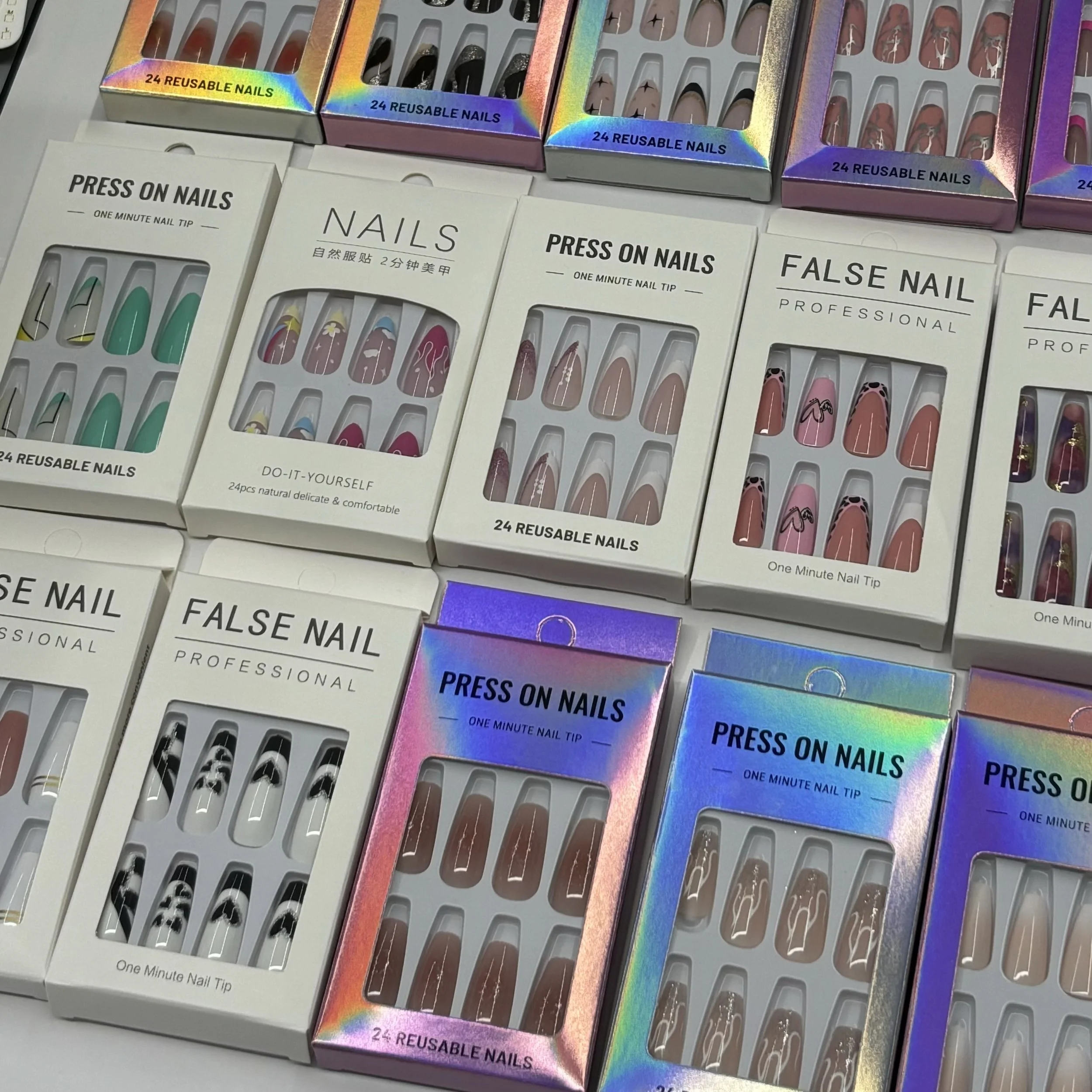Nails d.jpg