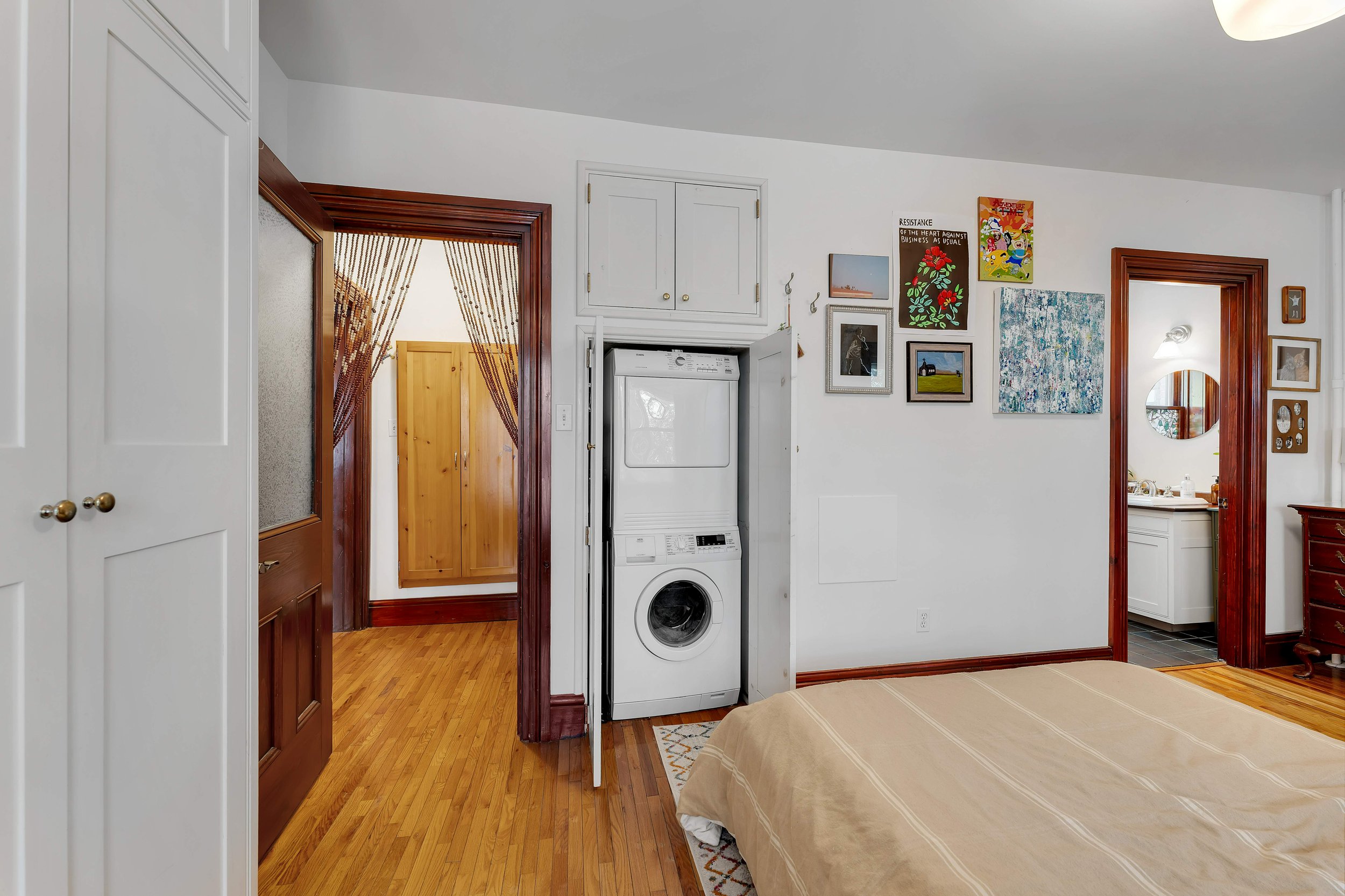 in-suite laundry apartment 1