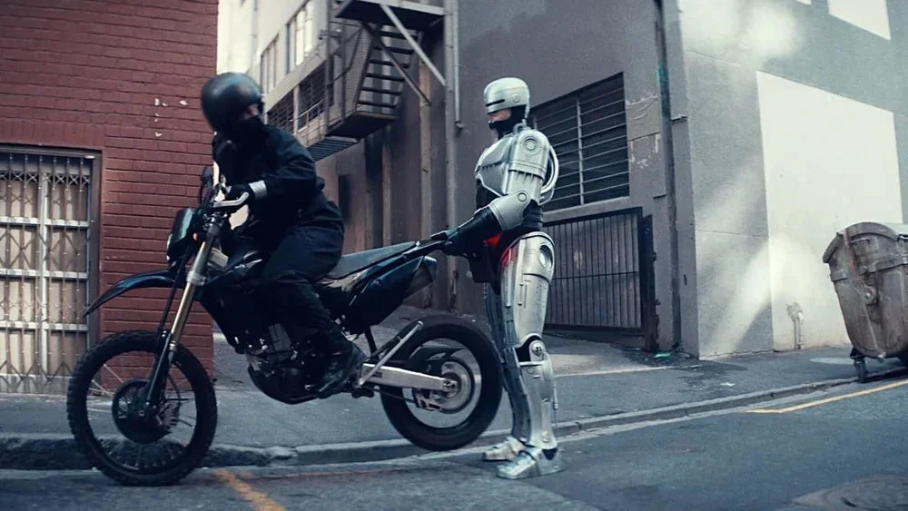 Robocop+Direct+Line+We're+On+it2.webp
