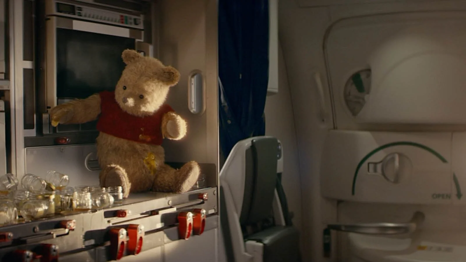 Winnie the Pooh x British Airways5.jpg