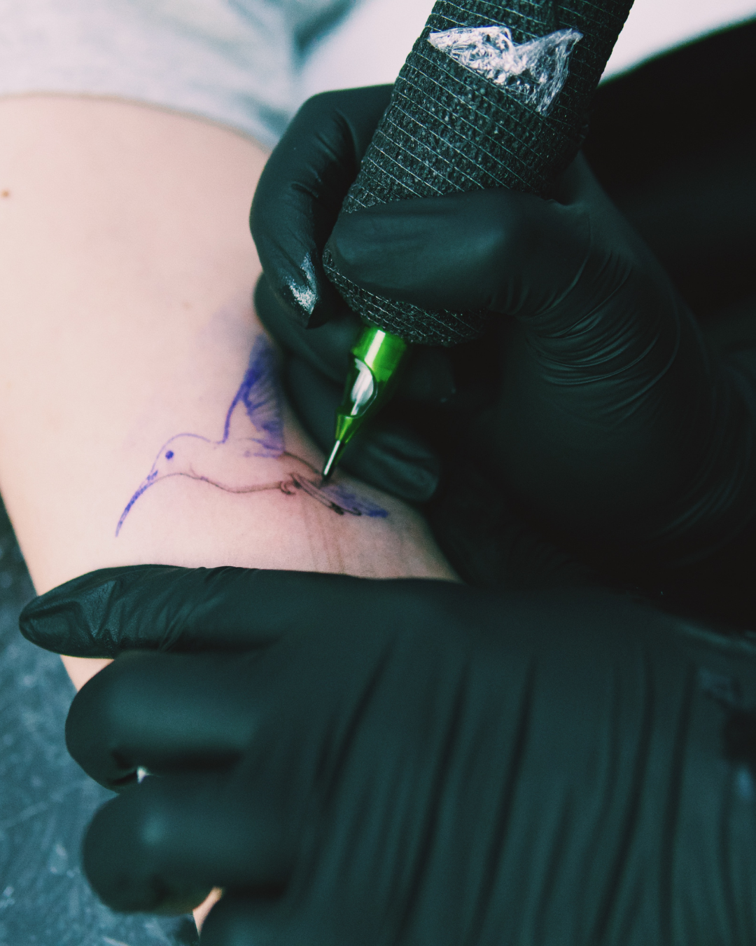 Fine Line y tatuaje minimalista no son lo mismo: diferencias clave