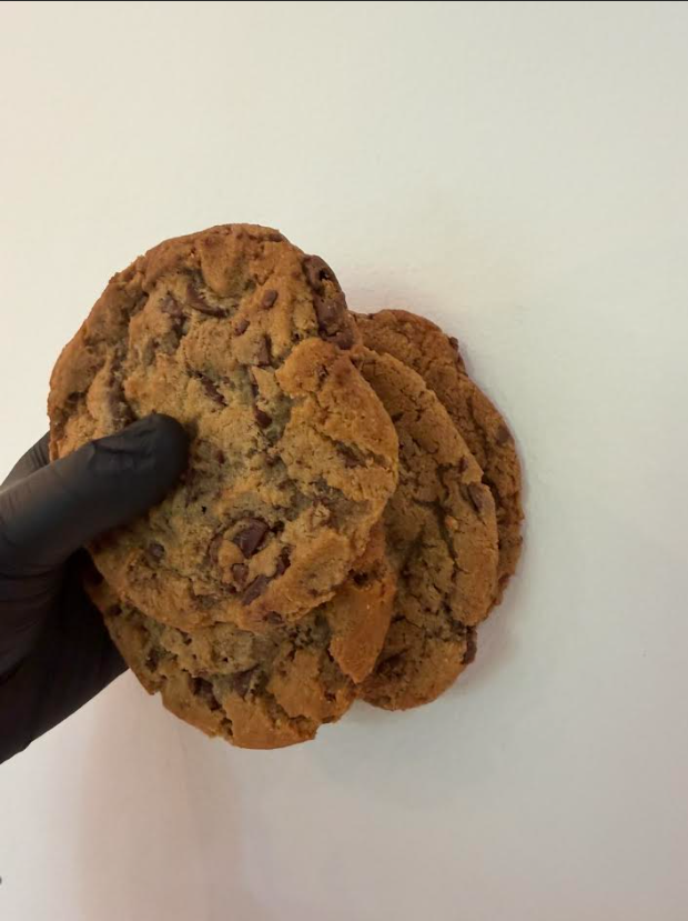 4 pack choc chip cookies