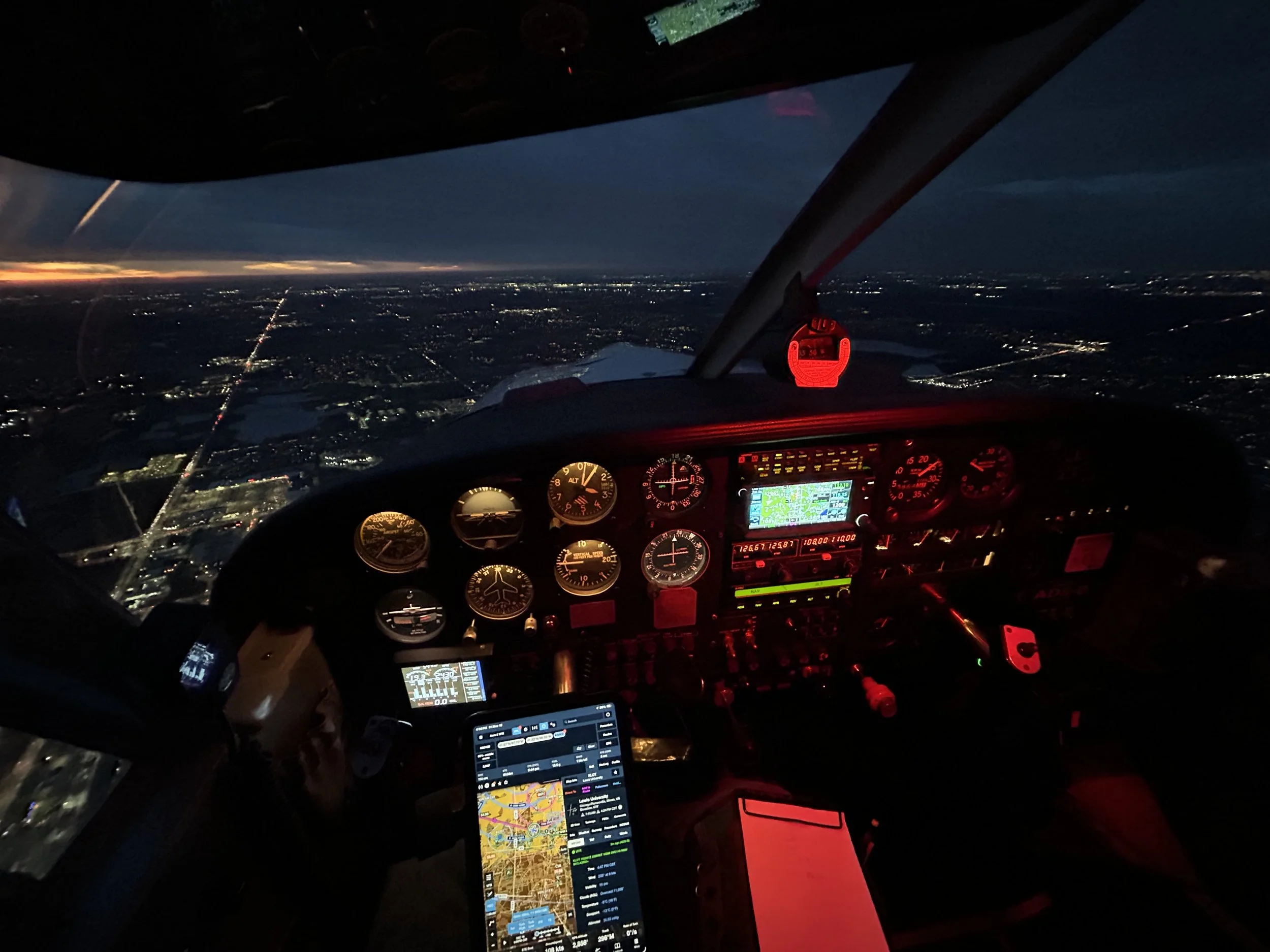 Commercial Pilot Trainning
