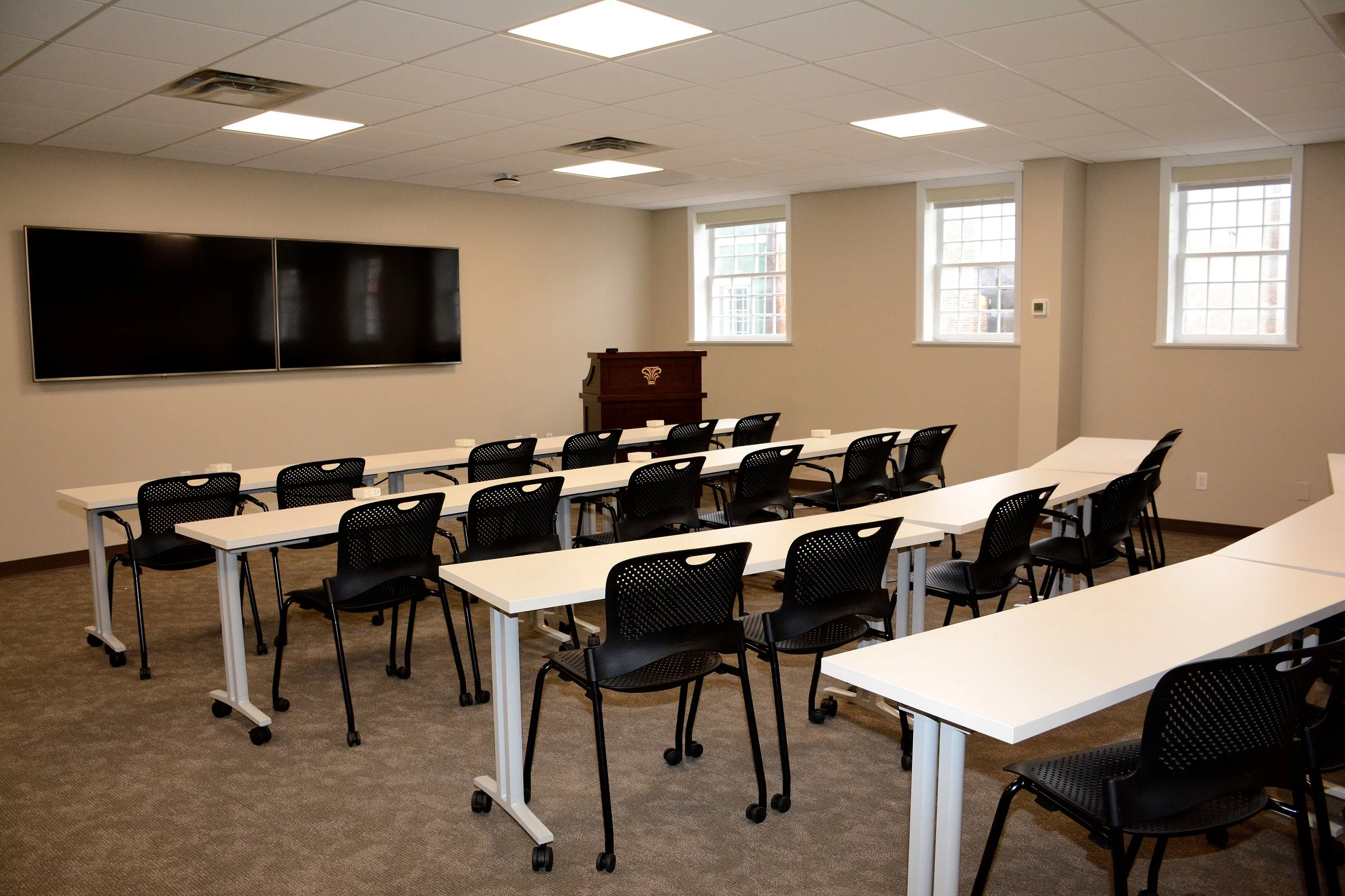 Reception and client seating area at the Northwestern Mutual office completed by MIRC Construction Services.