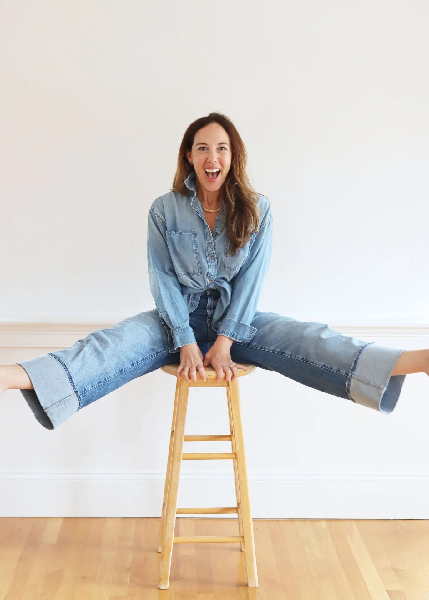 Meagan Fitzgerald Newburyport life coaching, podcast host, studio owner . Free resources, 1:1 and group coaching.
